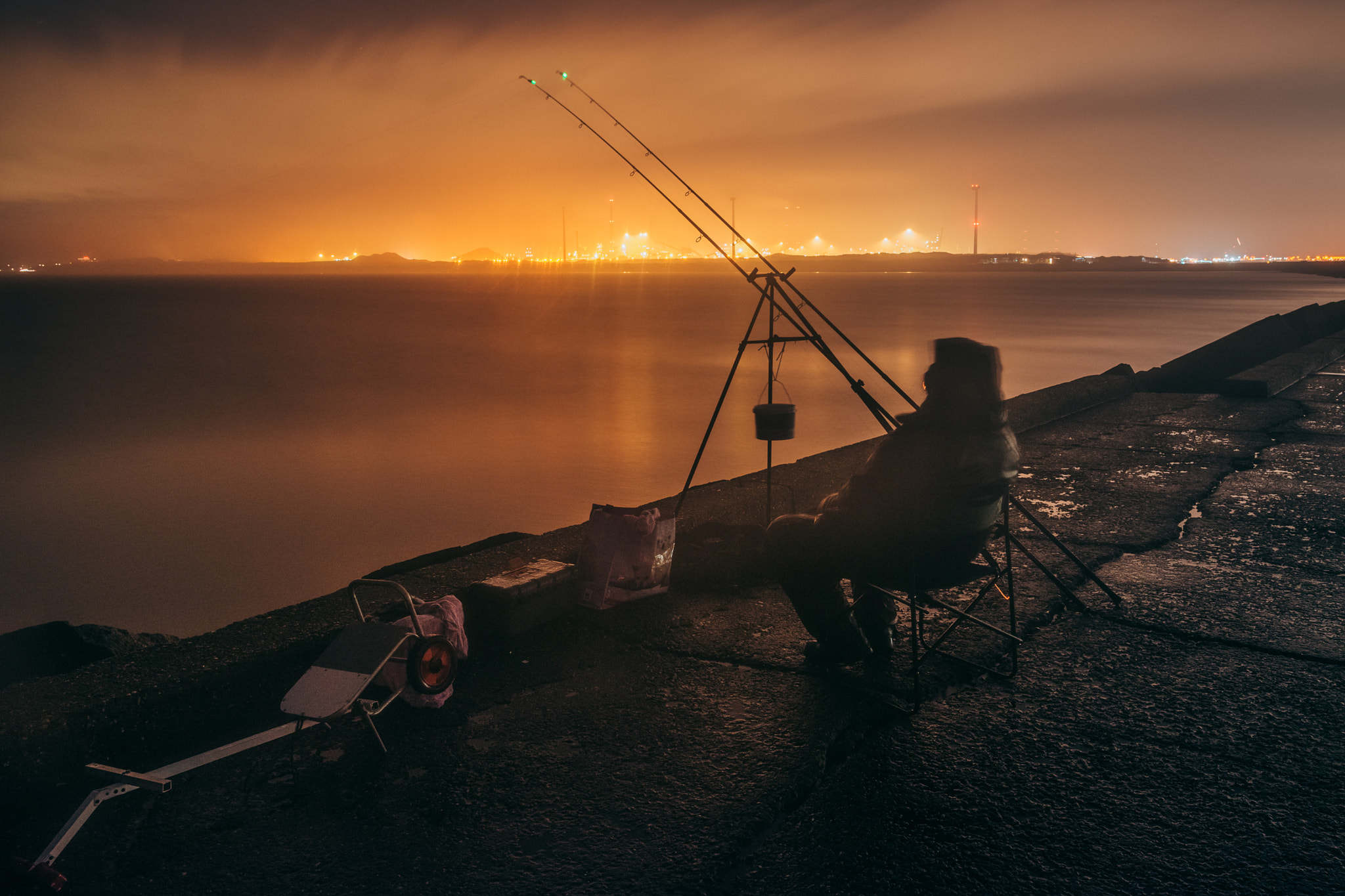 Nikon D5500 + Sigma 18-35mm F1.8 DC HSM Art sample photo. Fishing ii. photography