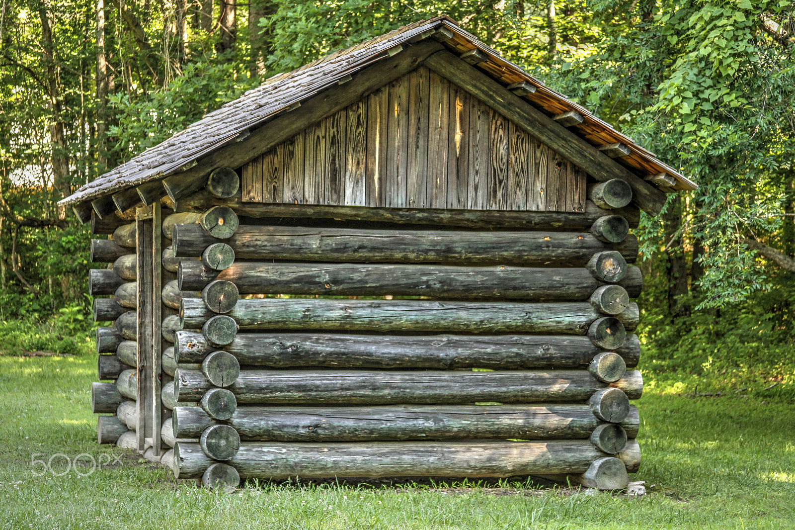 Canon EOS 50D sample photo. Log cabin out building photography