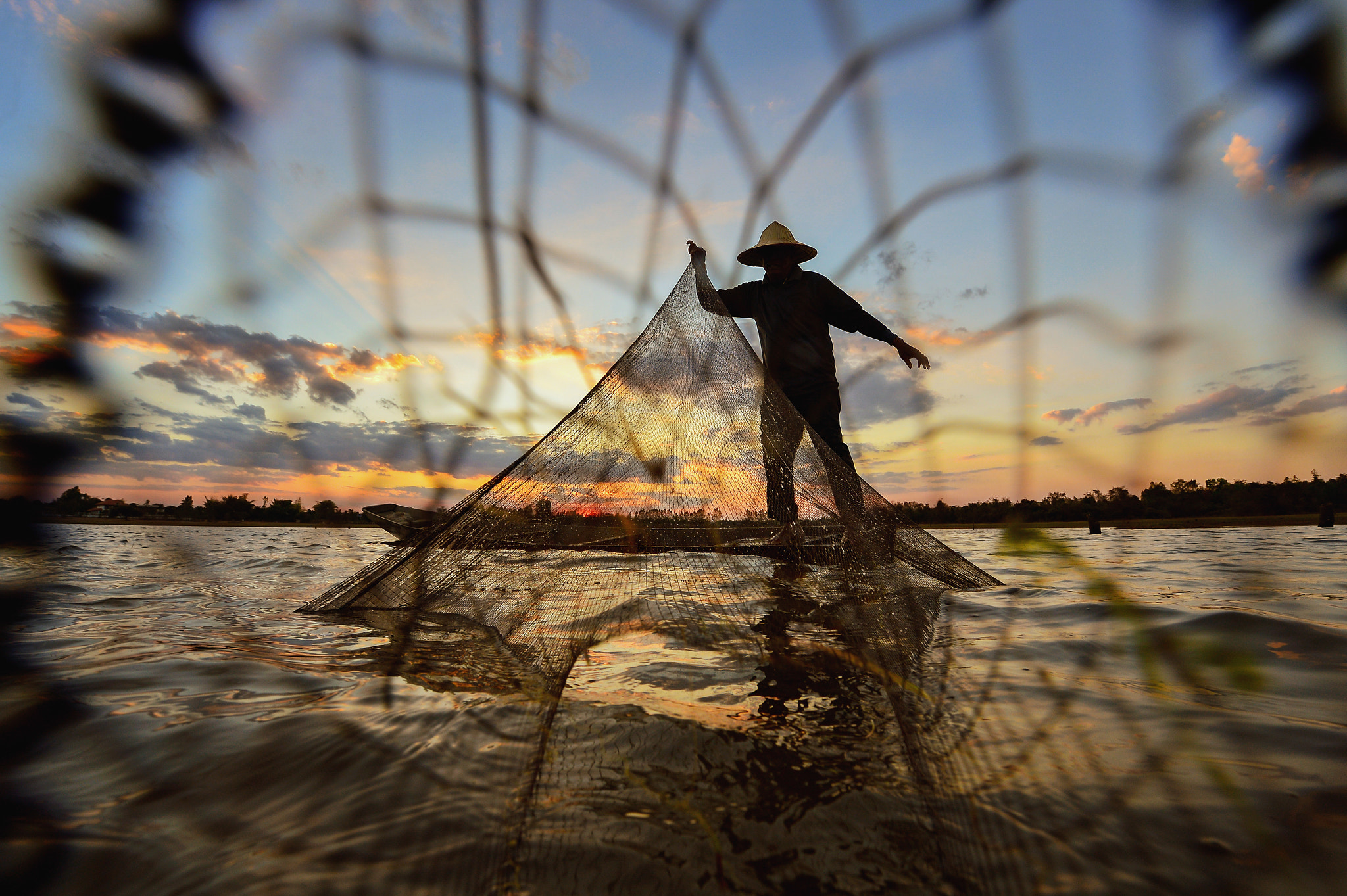 Nikon D4 sample photo. Fisherman ,thailand photography