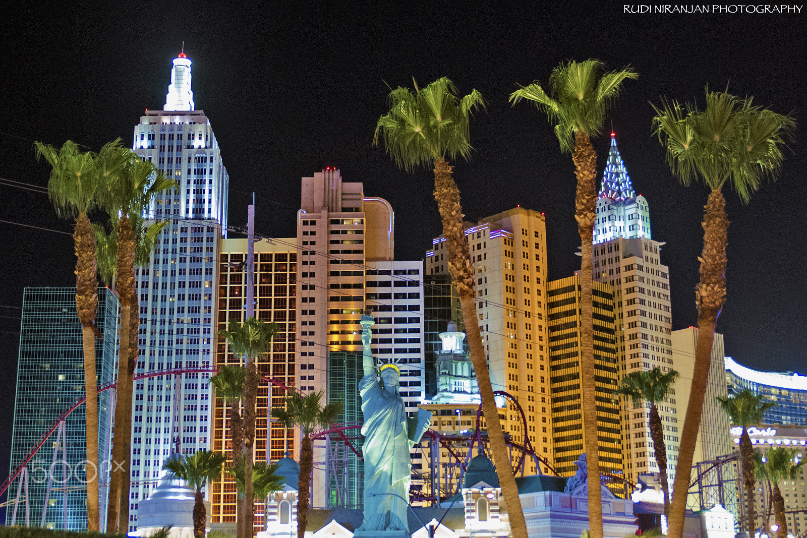 Tamron SP 24-70mm F2.8 Di VC USD sample photo. New york - new york hotel and casino... photography