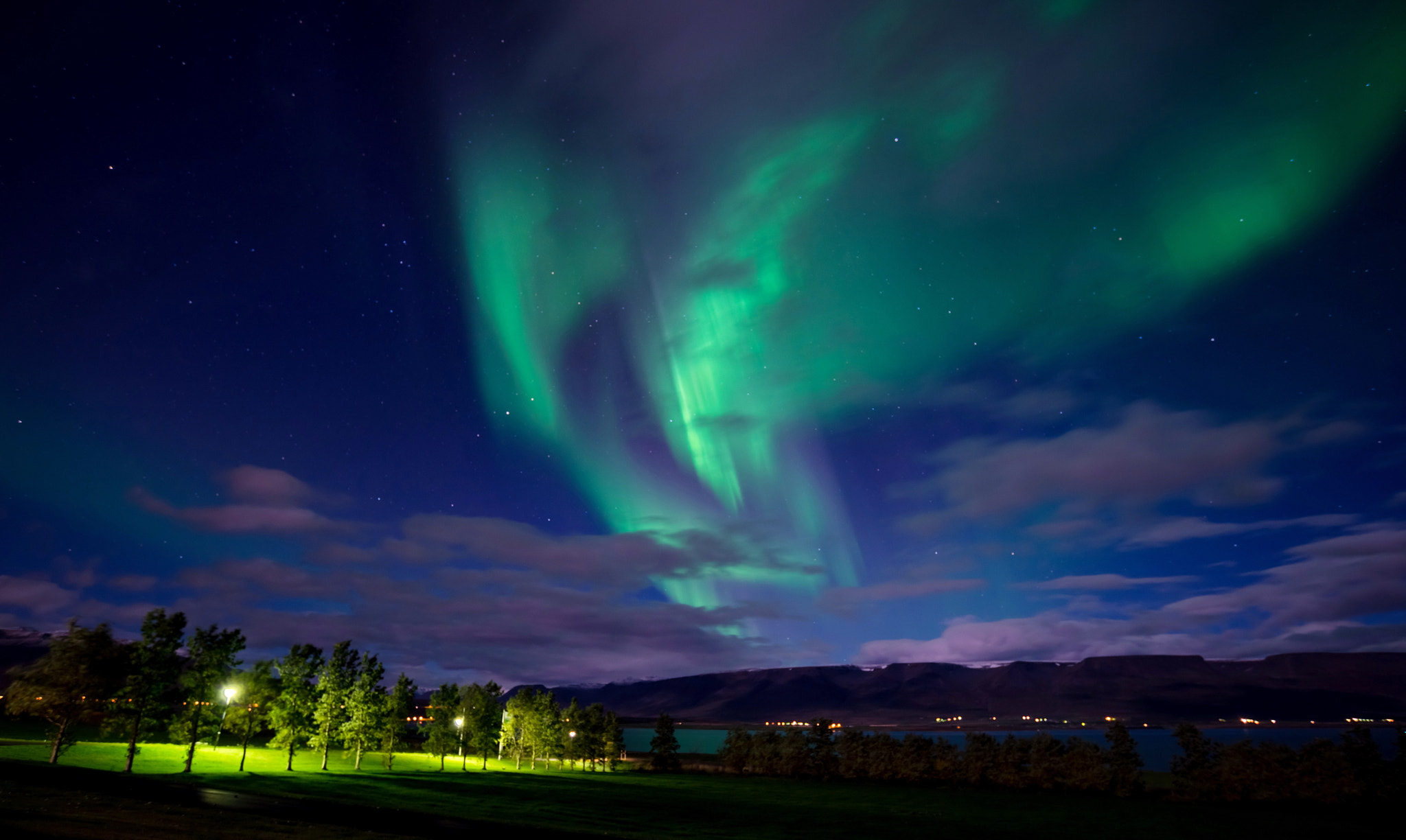 Nikon AF-S Nikkor 18-35mm F3.5-4.5G ED sample photo. Aurora borealis in iceland photography