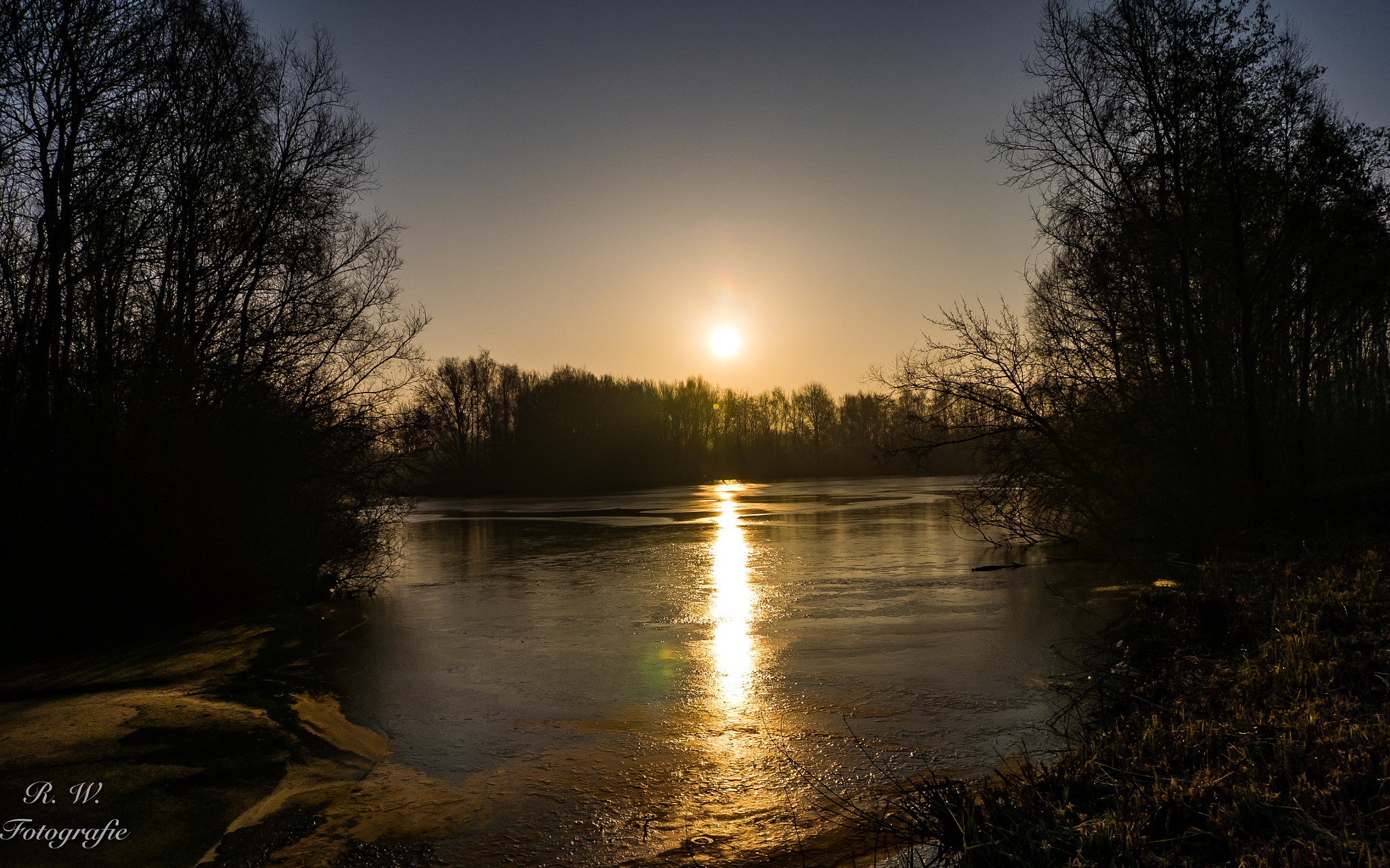 Panasonic Lumix DMC-GM1 + Panasonic Lumix G Vario 7-14mm F4 ASPH sample photo. Sonnenaufgang photography