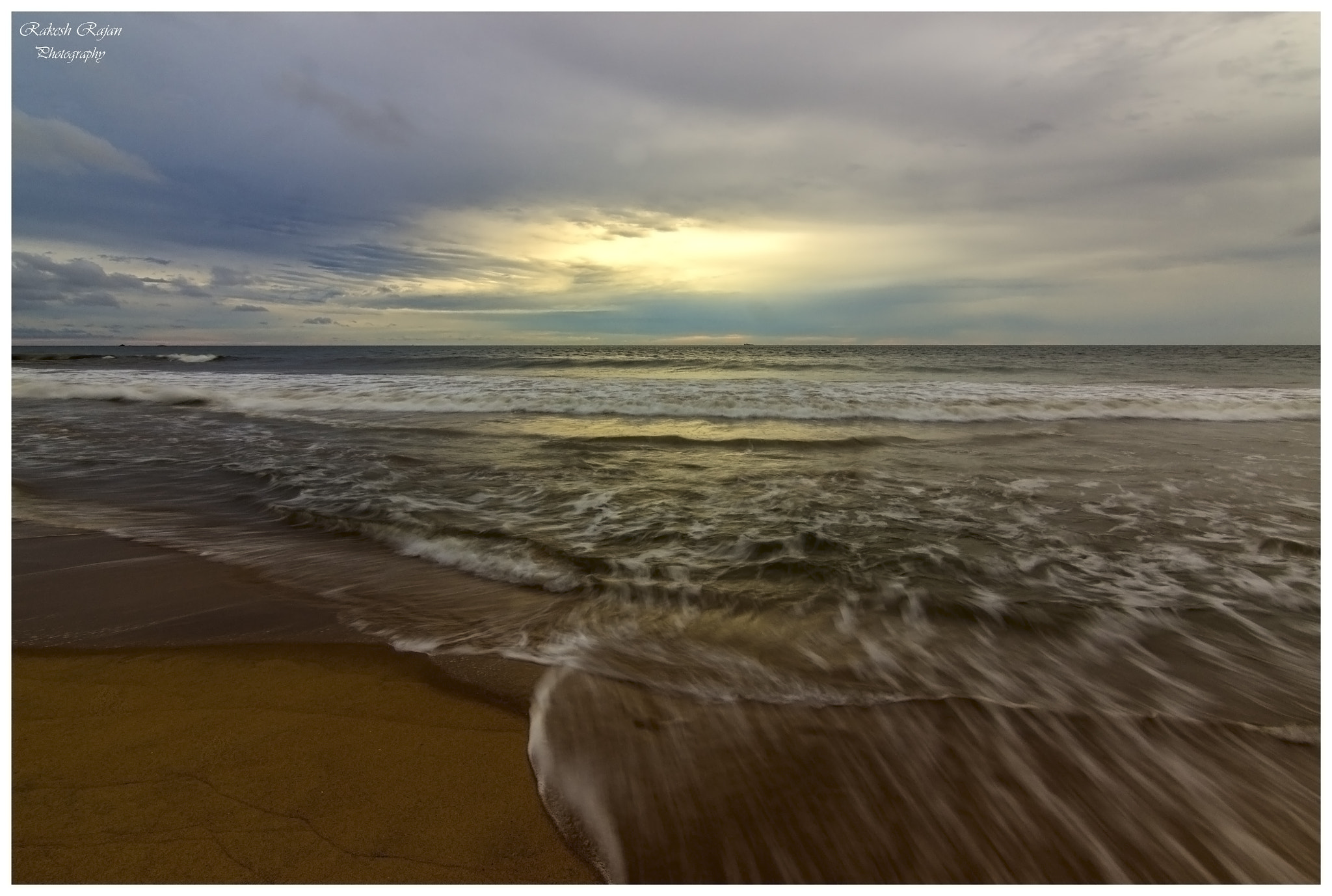 Canon EOS 600D (Rebel EOS T3i / EOS Kiss X5) sample photo. Boossa beach sunset photography