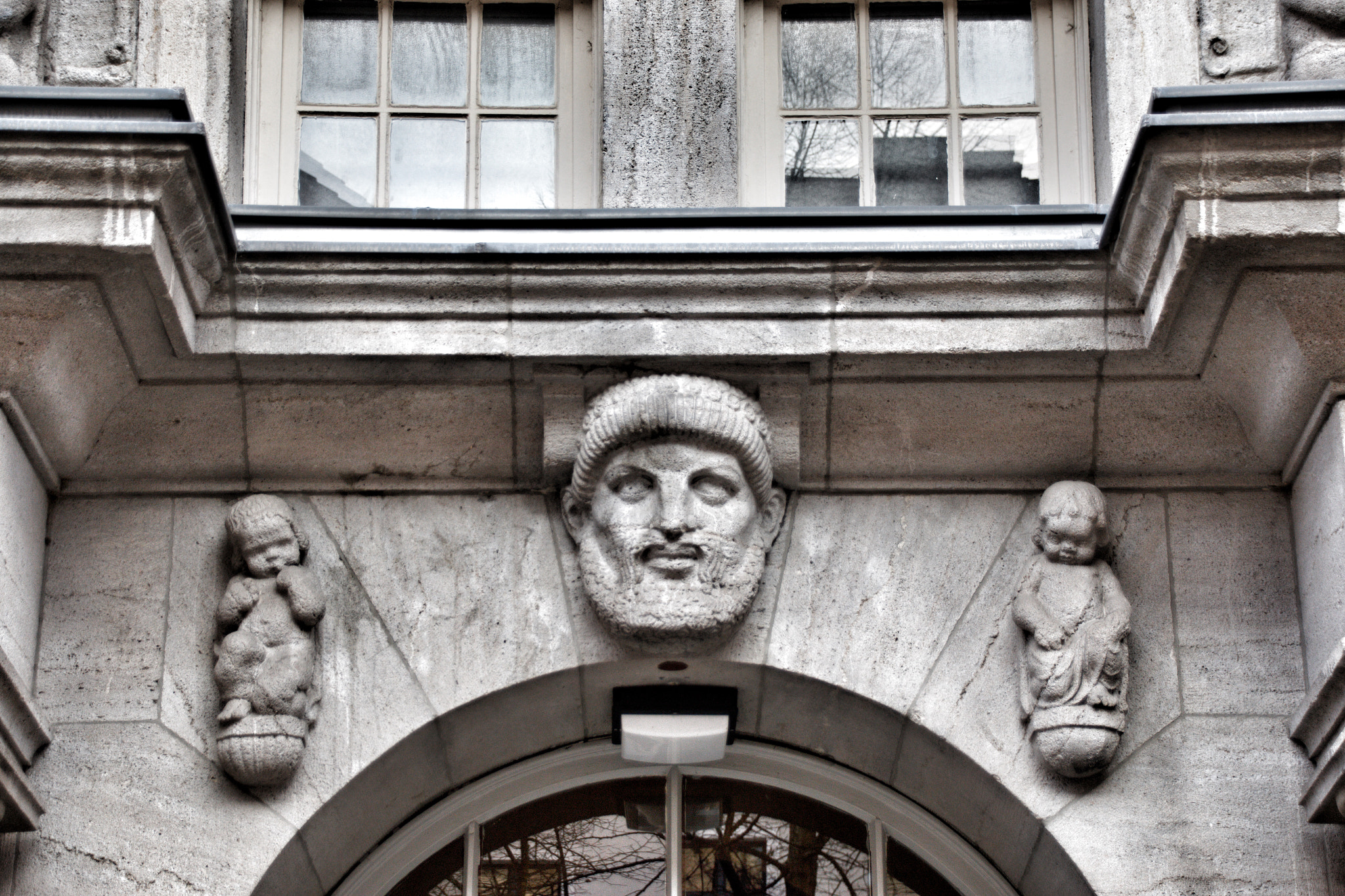 Sigma 18-250mm F3.5-6.3 DC OS HSM sample photo. The keeper of symmetry ;-) photography