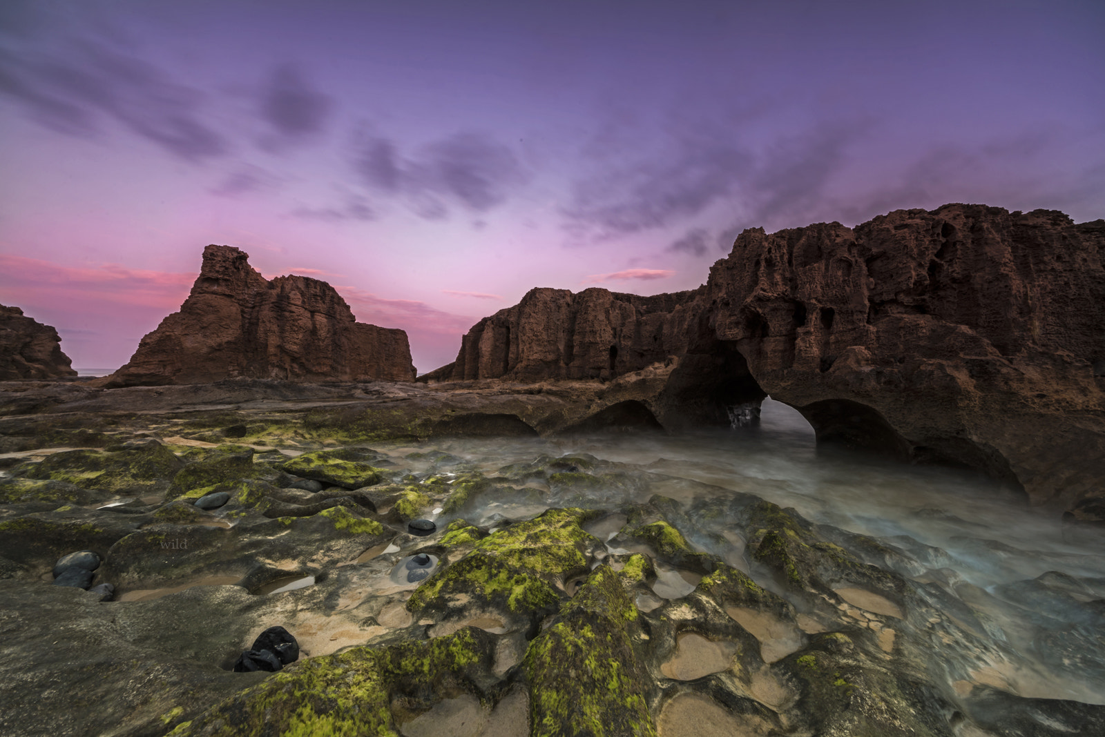 Sigma 12-24mm F4.5-5.6 II DG HSM sample photo. The walls photography