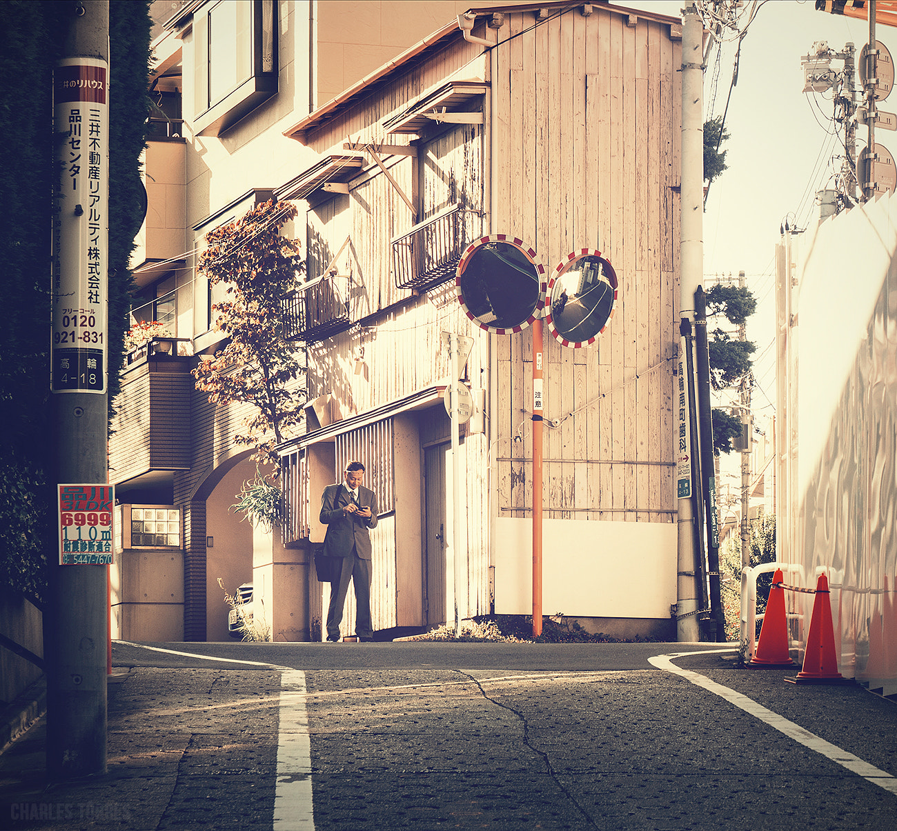 Olympus PEN-F sample photo. Tokyo streets photography