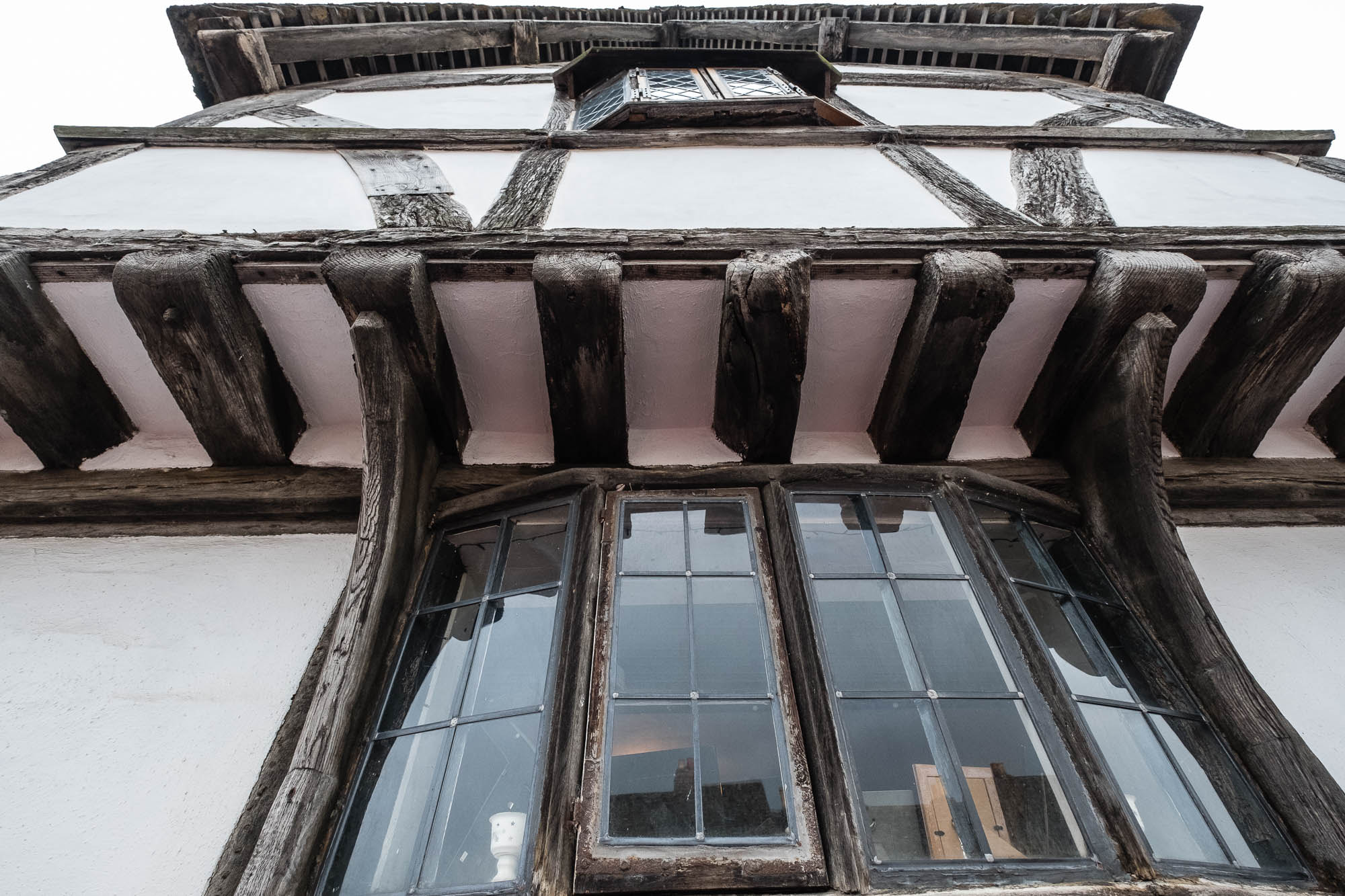 Fujifilm X-Pro2 + Fujifilm XF 10-24mm F4 R OIS sample photo. Dirty windows photography
