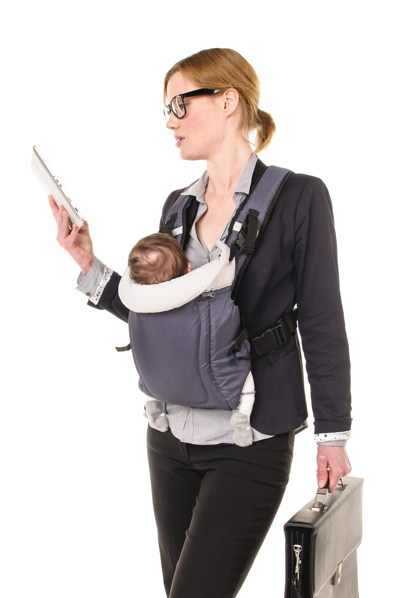 Nikon D300S sample photo. Geschäftsfrau mit baby und tablet-pc photography