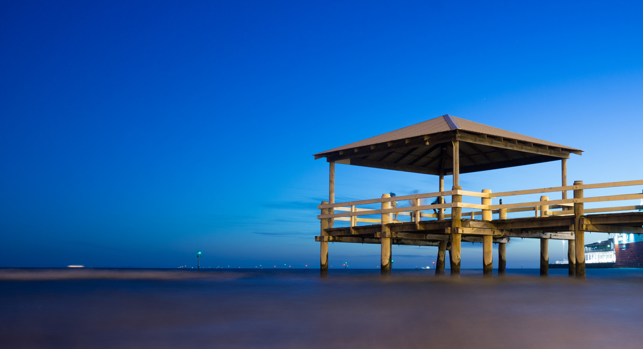 Sigma 30mm F2.8 EX DN sample photo. Port melbourne beach photography