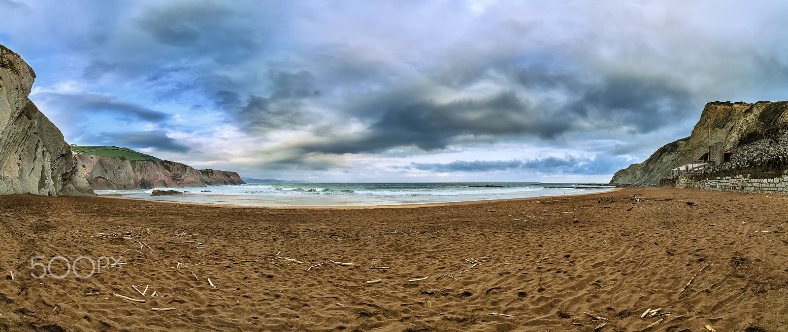 Canon EF 28-80mm f/3.5-5.6 sample photo. Zumaia´s beach photography