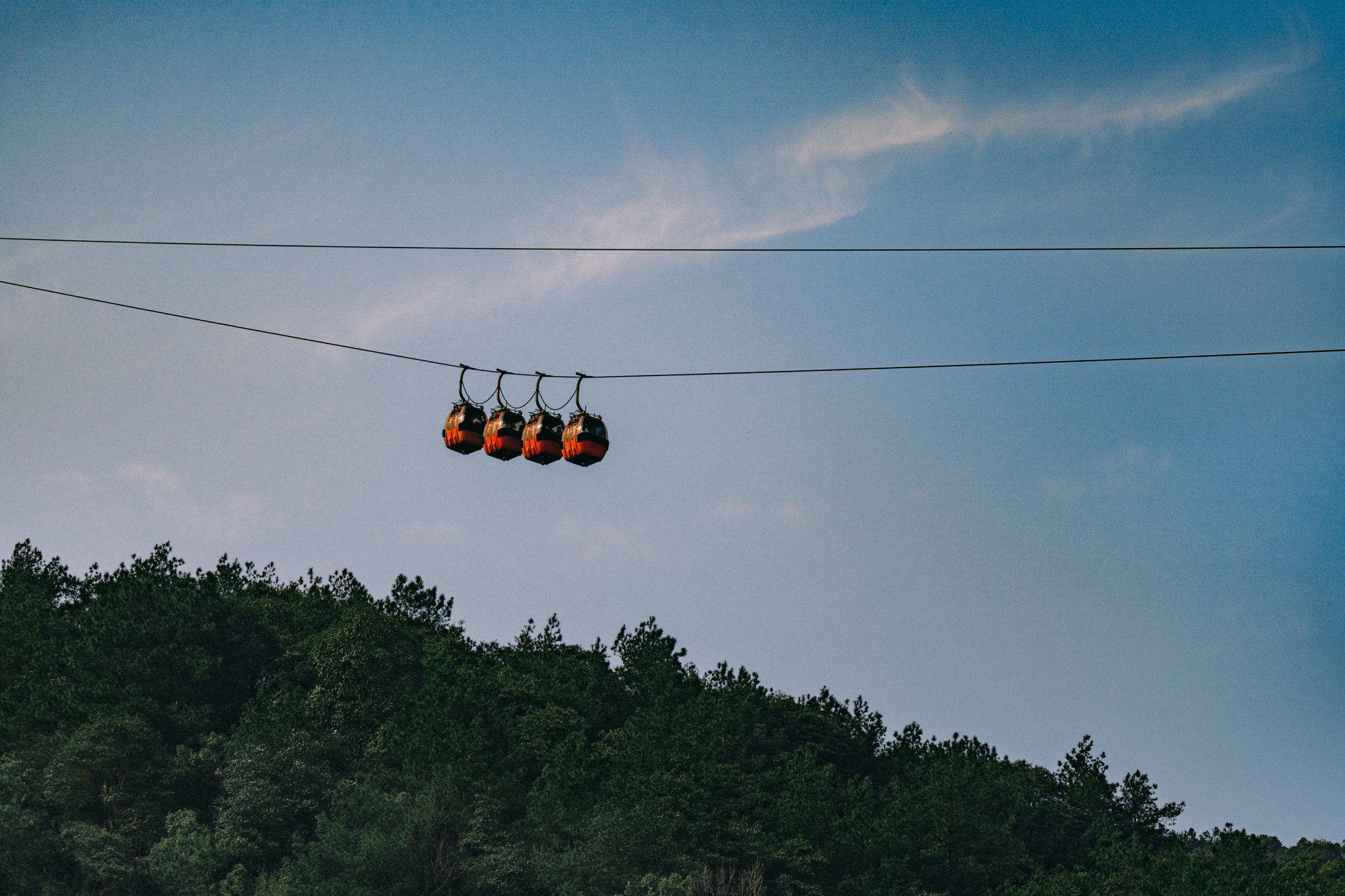 Sony a6300 + Sony FE 70-200mm F4 G OSS sample photo