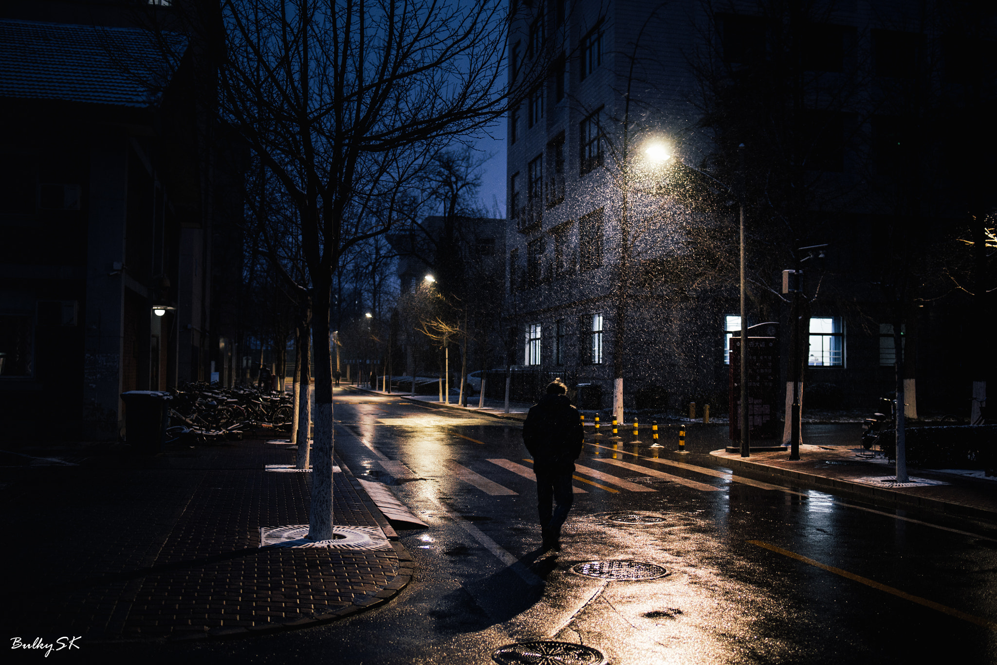 Nikon D610 + Tamron SP 35mm F1.8 Di VC USD sample photo. Snowy evening photography