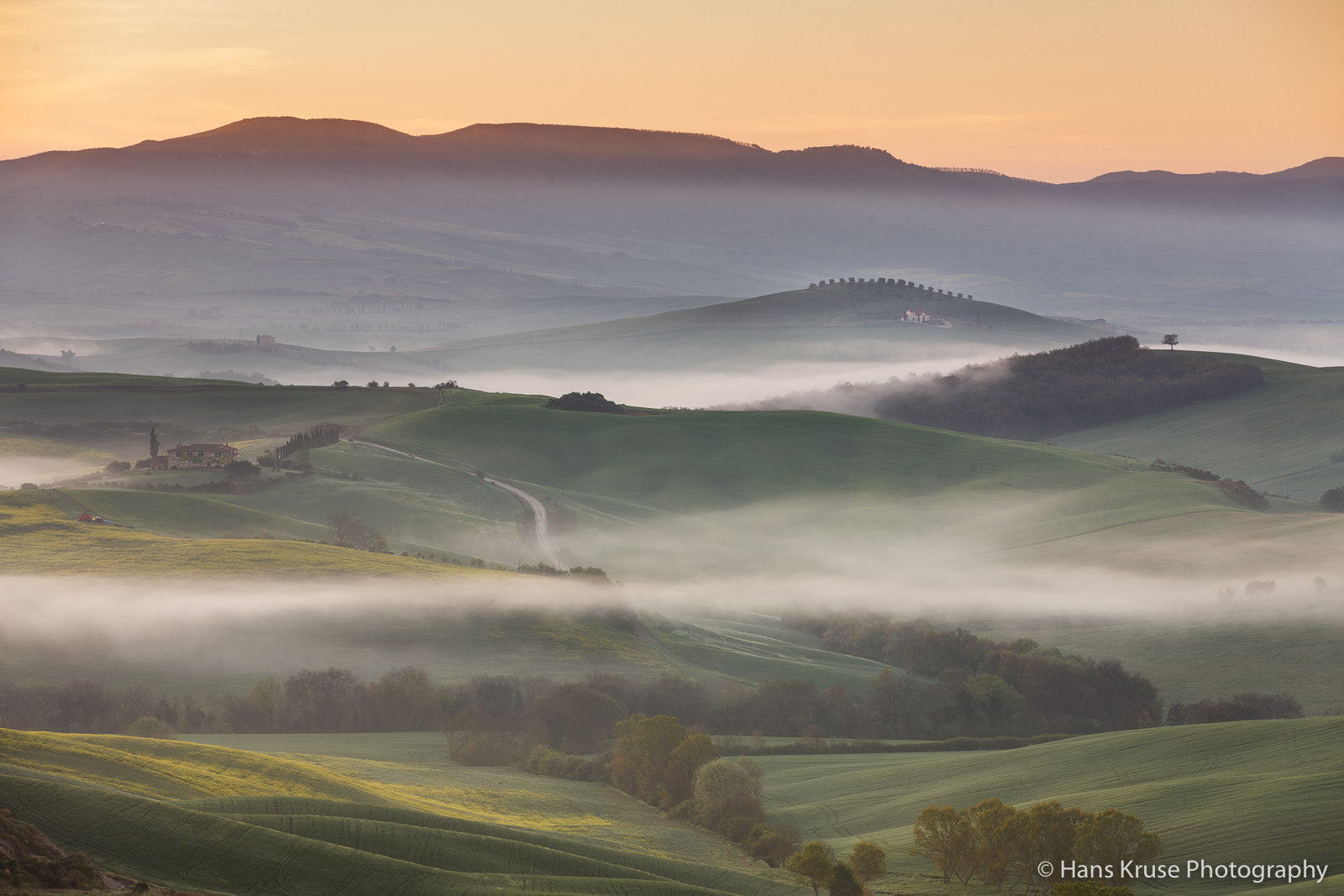 Canon EOS-1Ds Mark III sample photo. Morning with fog photography