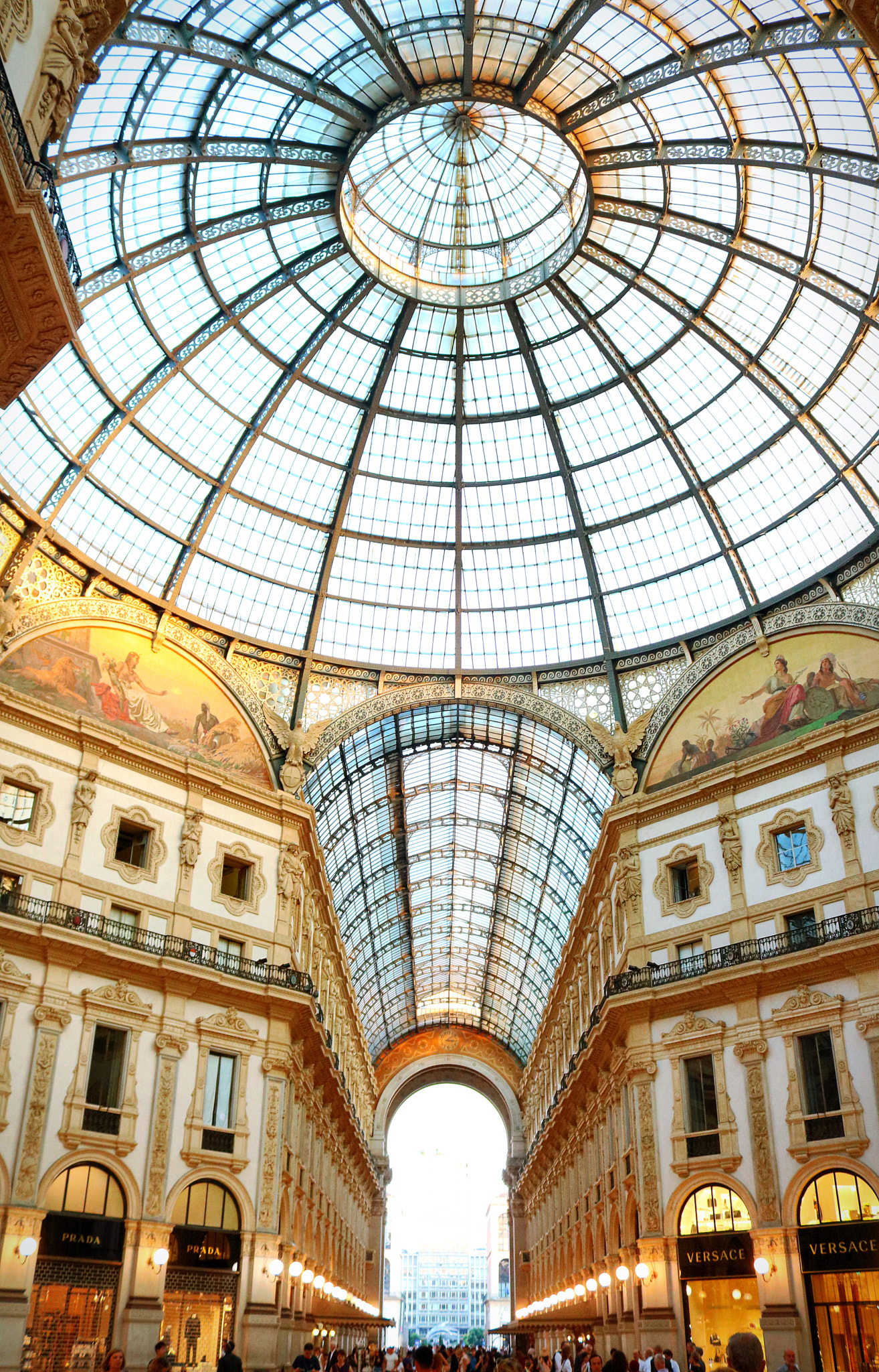Canon EOS 750D (EOS Rebel T6i / EOS Kiss X8i) sample photo. Galleria vittorio emanuele, milan photography