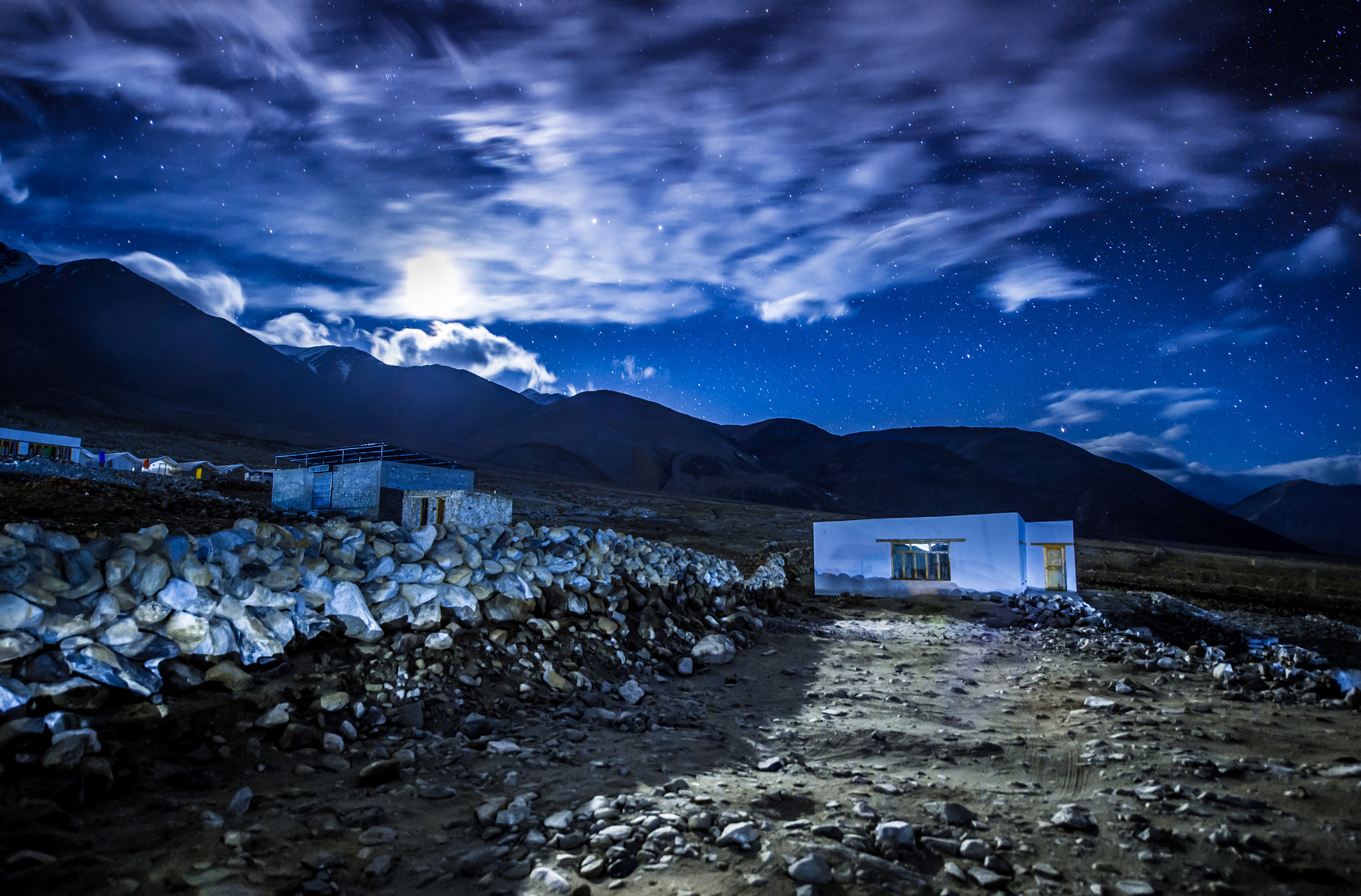 Nikon D4S sample photo. A night at spangmik village, ladakh photography