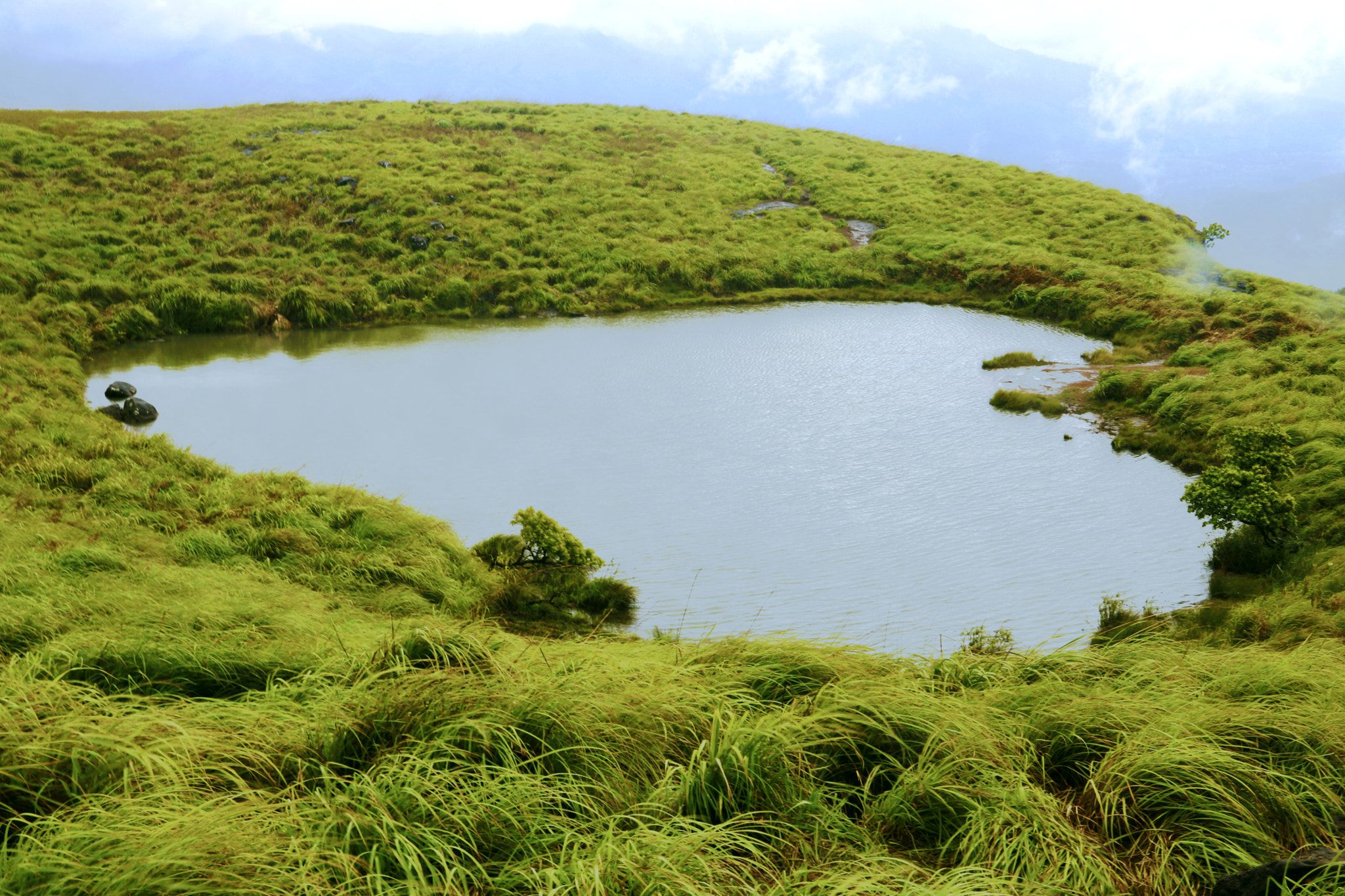 Canon EOS 750D (EOS Rebel T6i / EOS Kiss X8i) sample photo. Lake of love photography