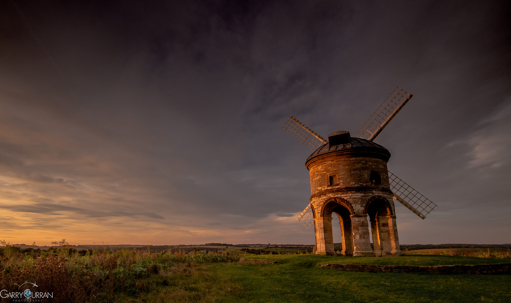 Canon EOS 700D (EOS Rebel T5i / EOS Kiss X7i) + Sigma 10-20mm F4-5.6 EX DC HSM sample photo. Golden hour storm brewing. photography