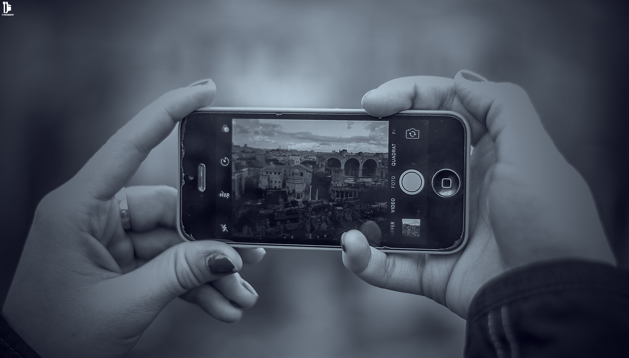 Sony a7 + Minolta AF 50mm F1.7 sample photo. Basilica di massenzio photography