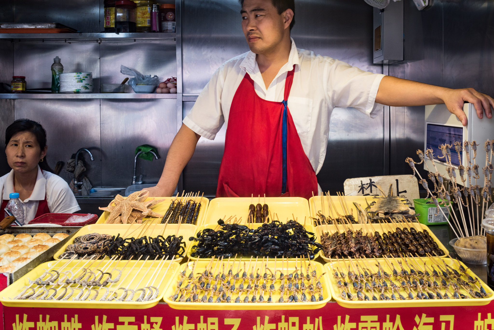 Nikon D810 + AF Zoom-Nikkor 35-70mm f/2.8 sample photo. China deli photography