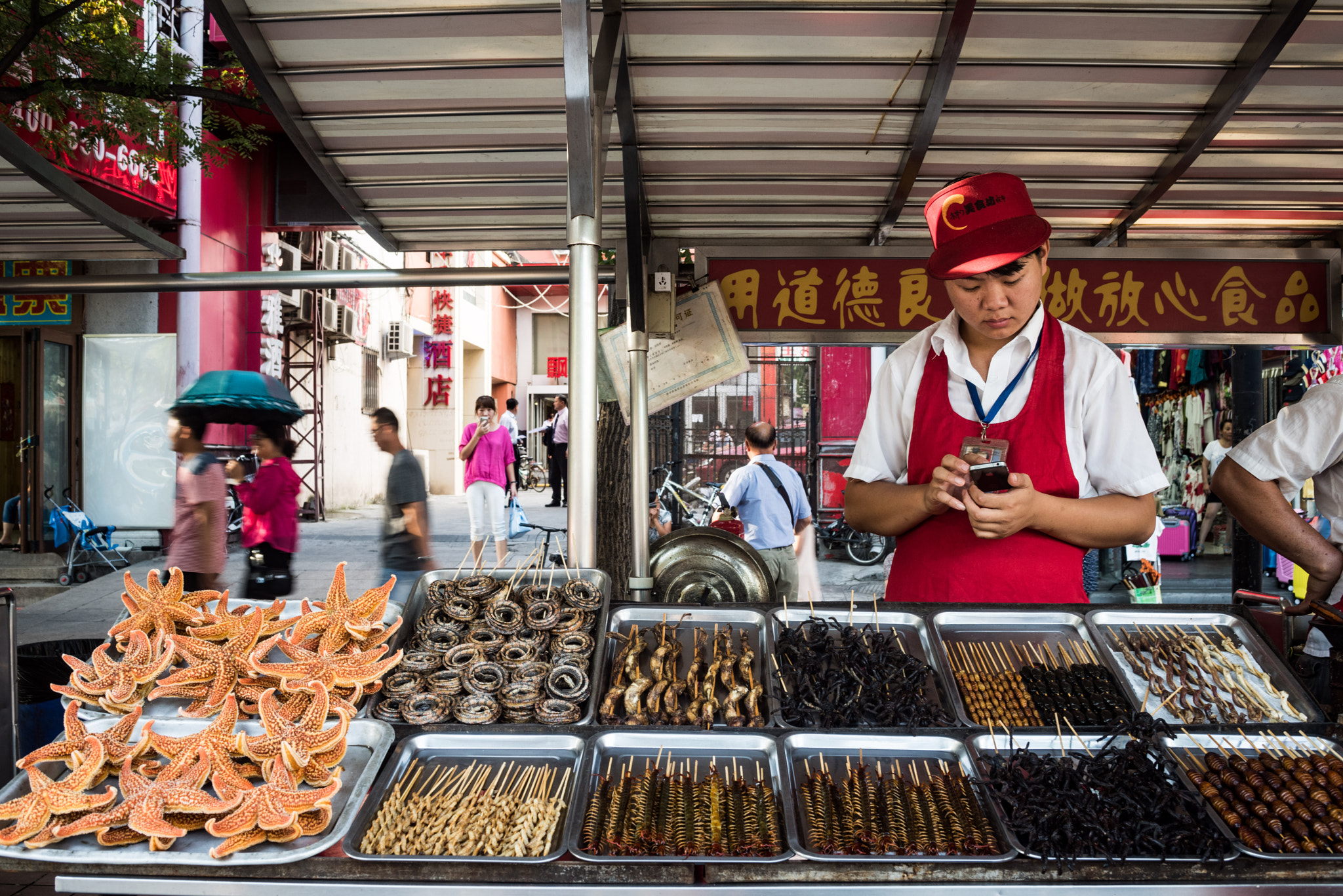 Nikon D810 + AF Zoom-Nikkor 35-70mm f/2.8 sample photo. China deli photography