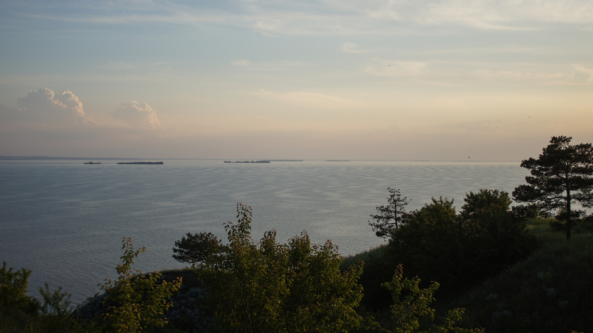 Sony SLT-A55 (SLT-A55V) + Sony 28mm F2.8 sample photo. Great river dnipro photography