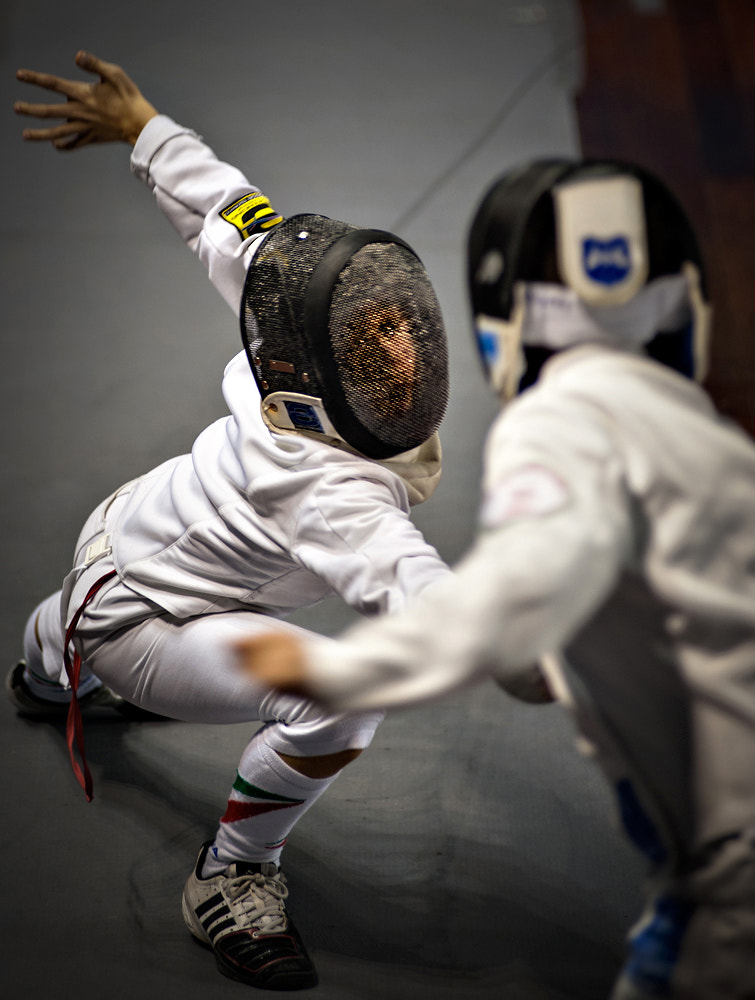 Nikon AF-Nikkor 80-200mm F2.8D ED sample photo. The lunge photography