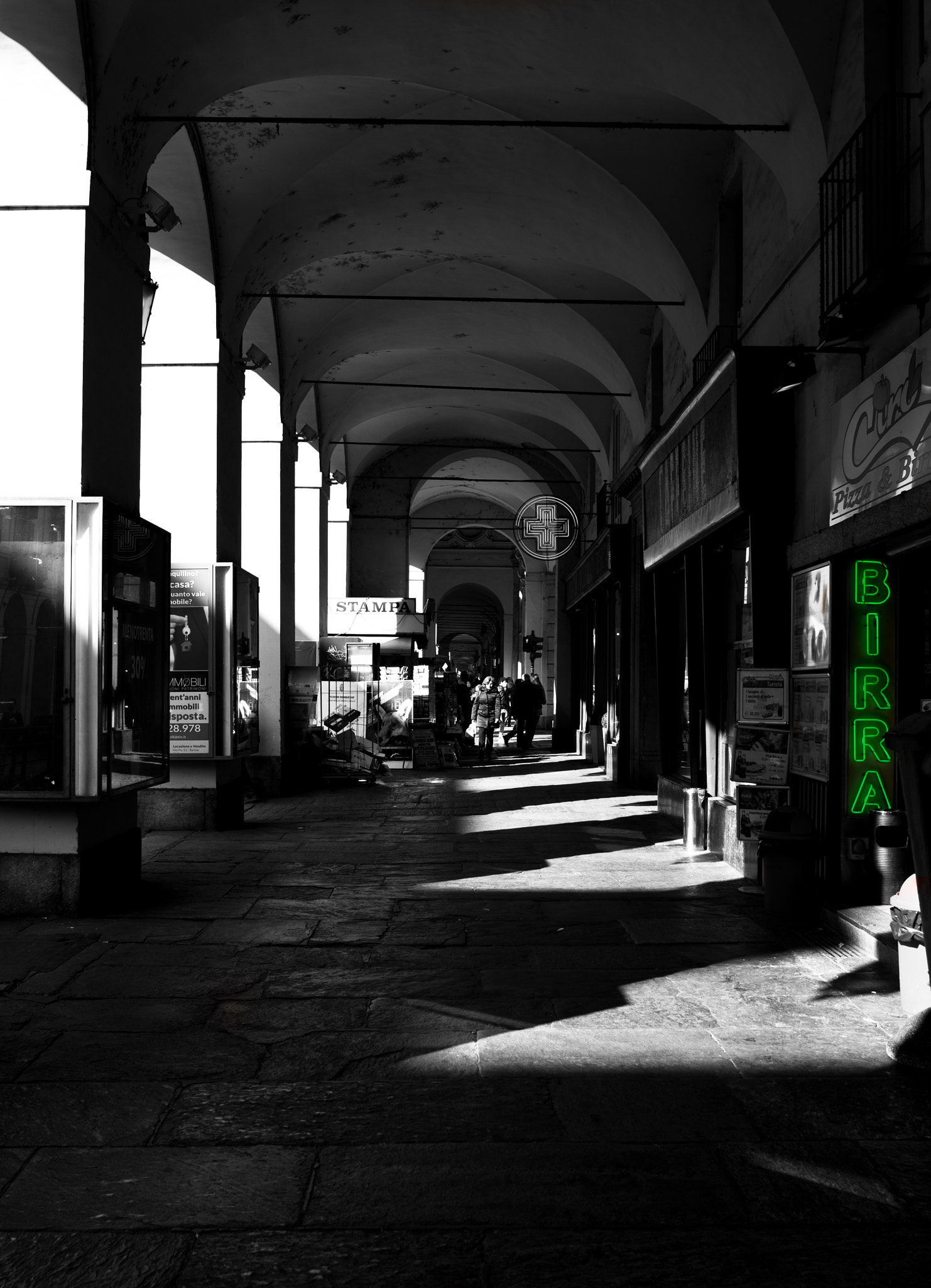 Nikon AF-S Nikkor 24mm F1.8G ED sample photo. Via po - turin photography