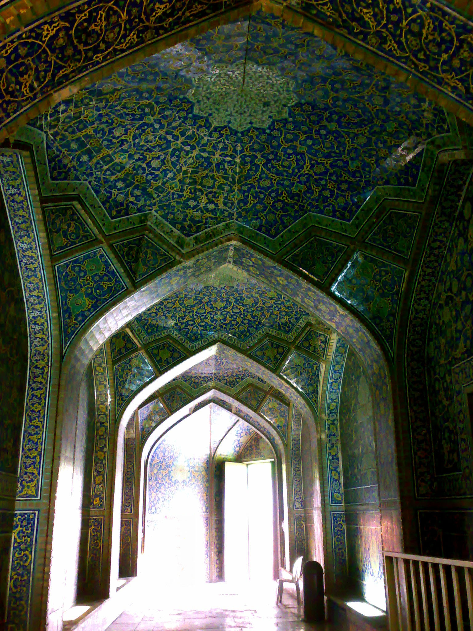 Nokia N73 sample photo. Isfahan iran photography