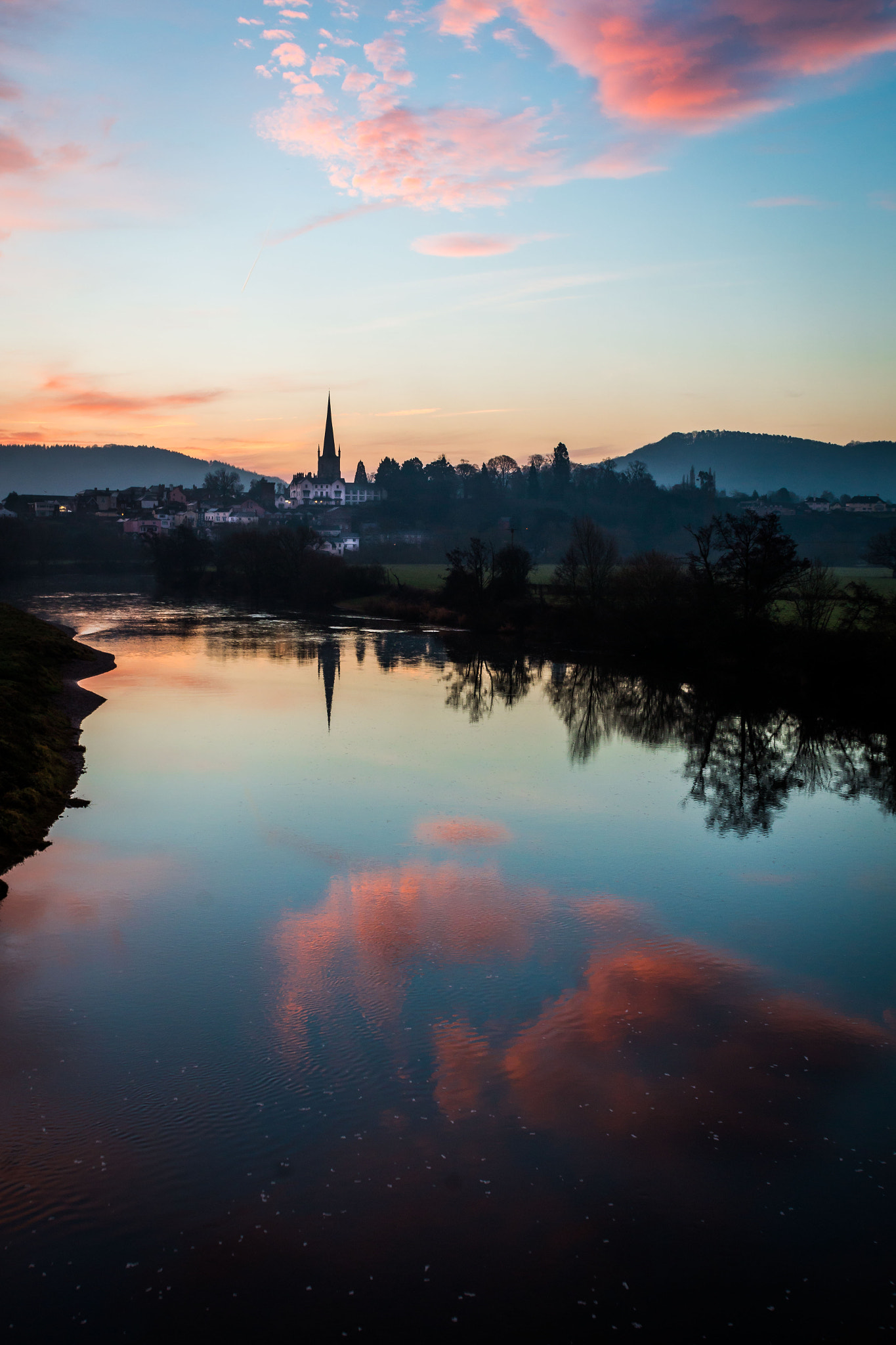 Canon EOS 70D + Sigma 24-70mm F2.8 EX DG Macro sample photo. Ross-on-wye photography