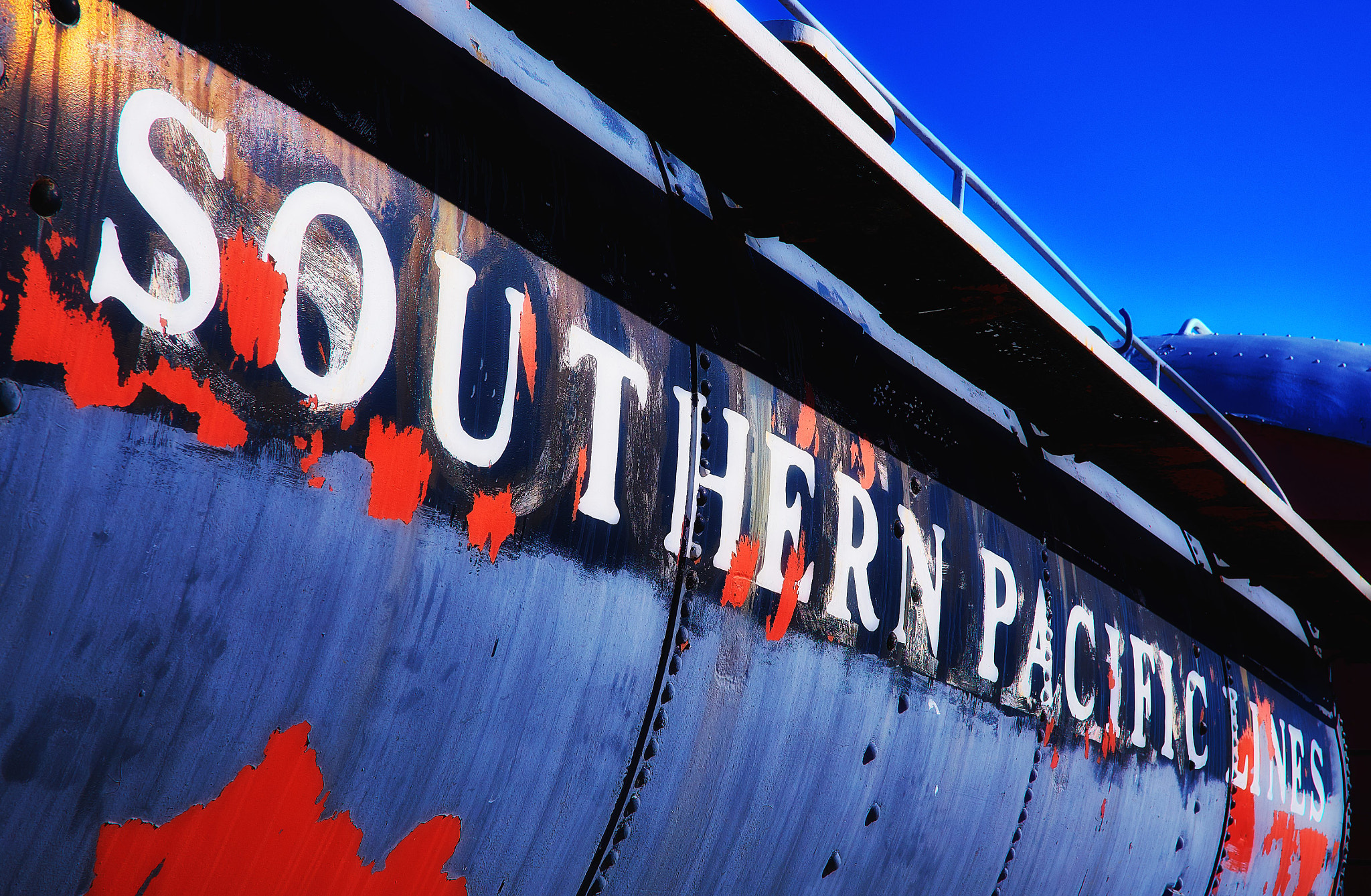 Fujifilm X-T1 sample photo. Southern pacific color photography