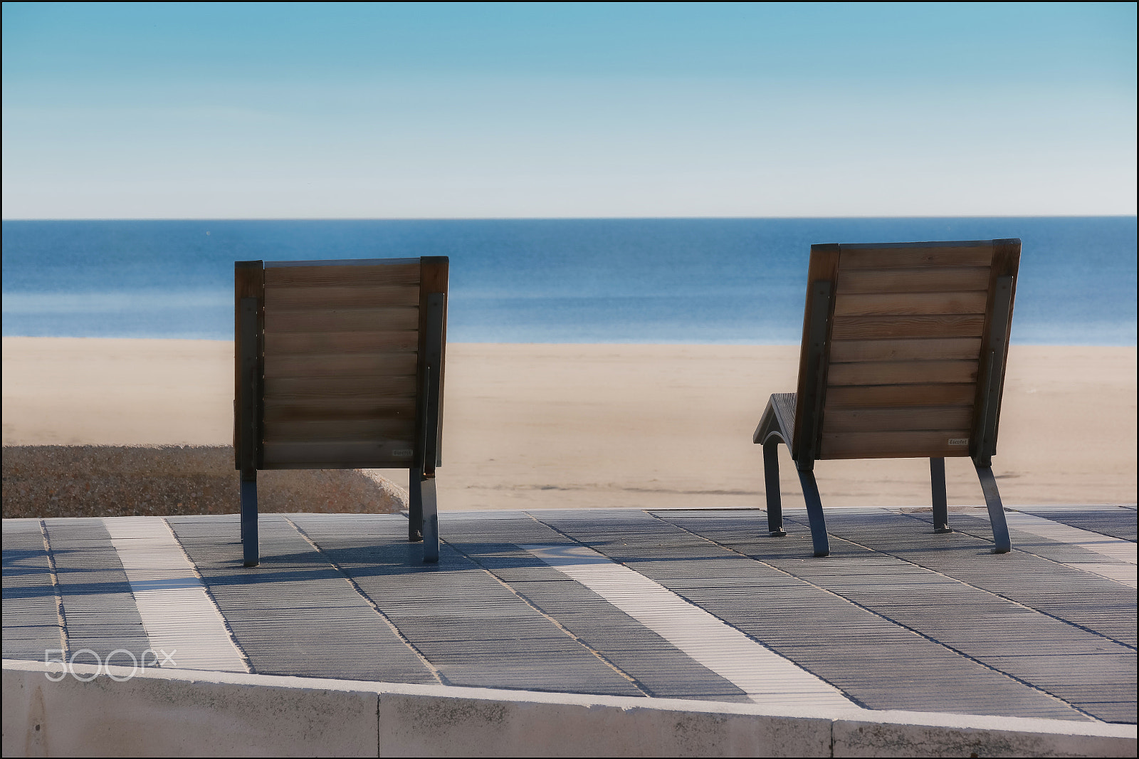 Sigma 18-250mm F3.5-6.3 DC OS HSM sample photo. Seats photography