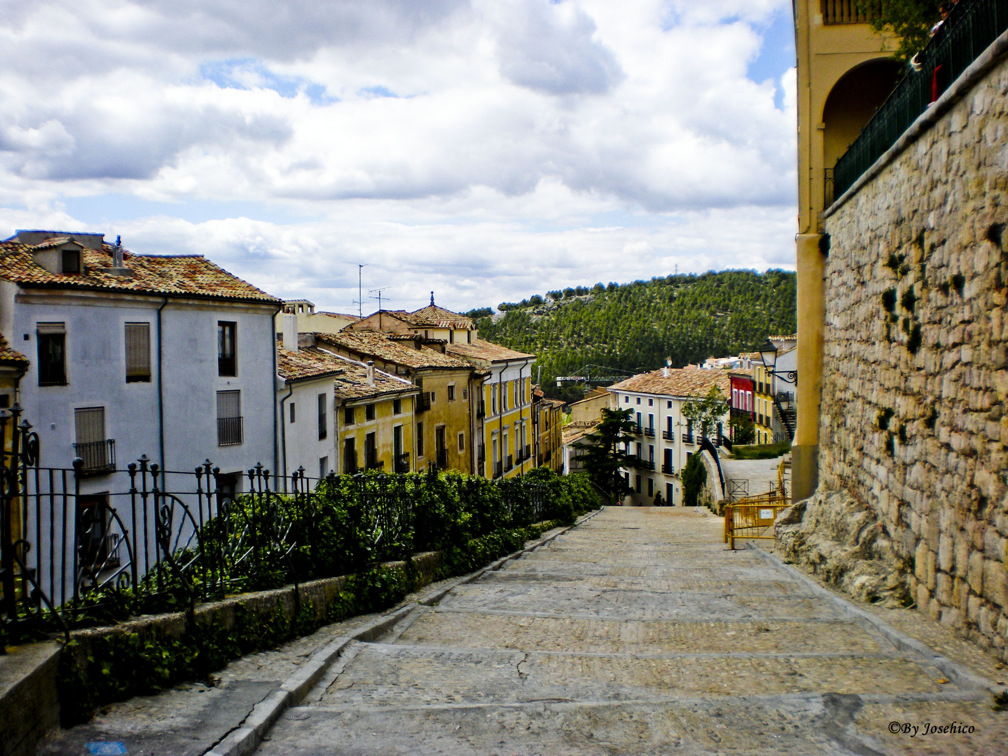 Nikon Coolpix S210 sample photo. Calle zapaterias. cuenca photography