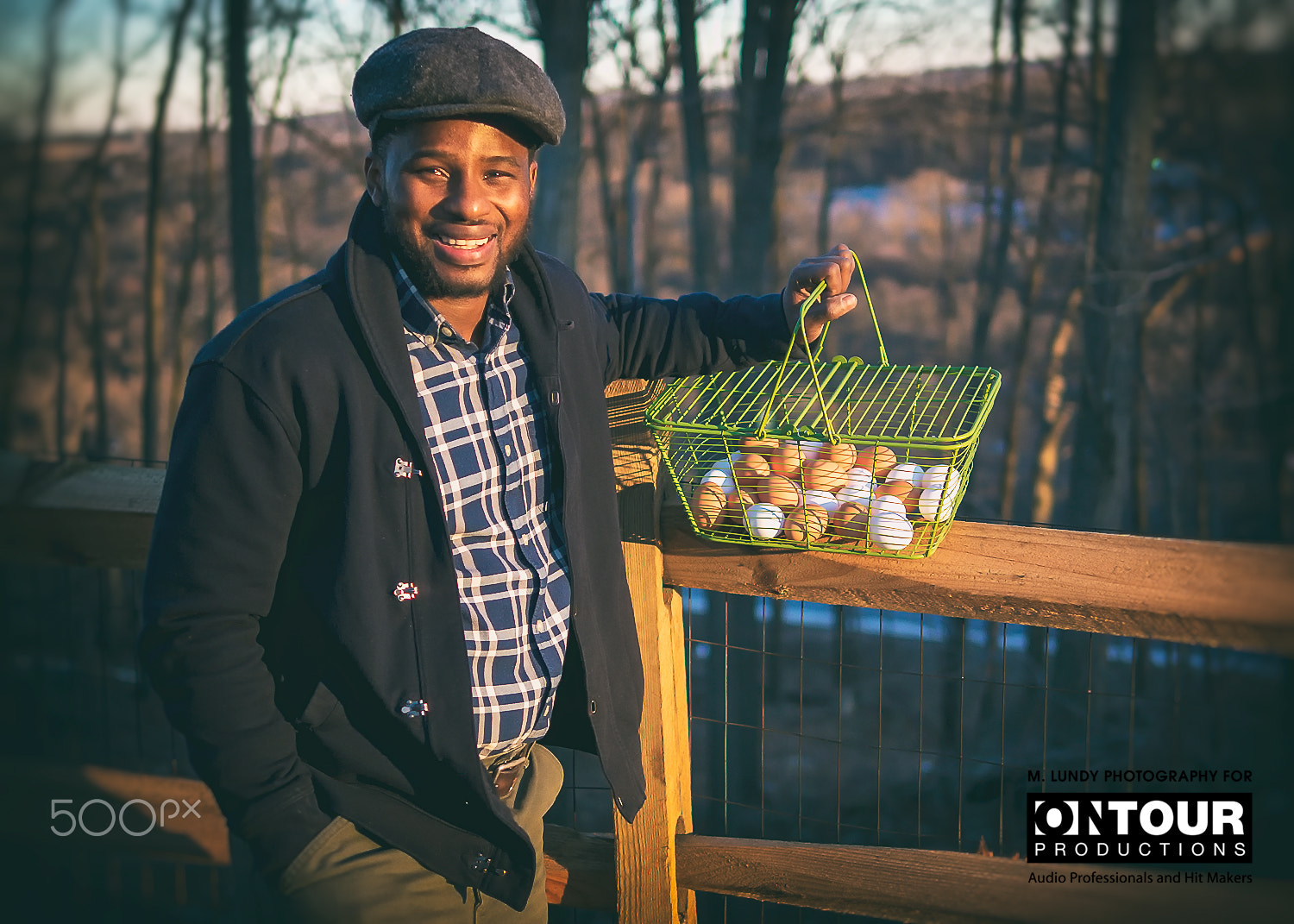 Panasonic Lumix DMC-GH4 + Panasonic Leica DG Summilux 25mm F1.4 II ASPH sample photo. Fall on the farm photography