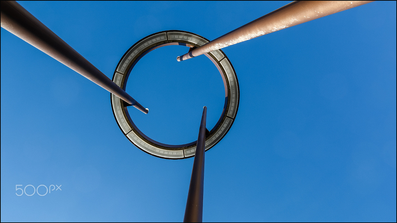 Sigma 18-250mm F3.5-6.3 DC OS HSM sample photo. Circle photography