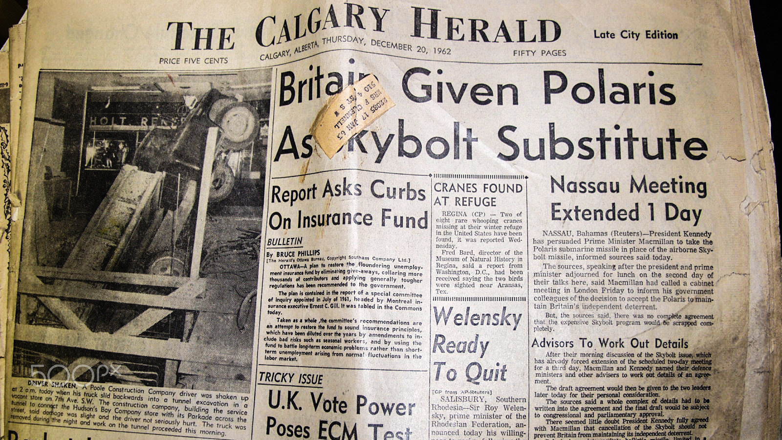 Olympus E-10 sample photo. Calgary herald 1962 photography