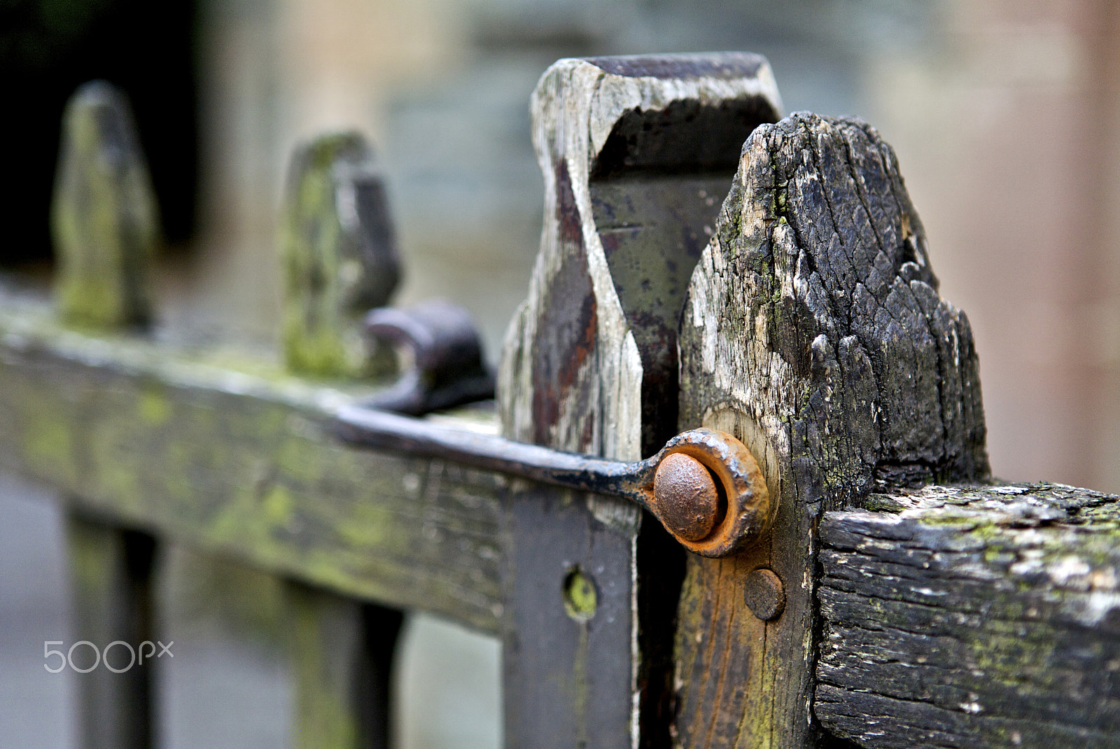 Canon EOS 5D + Canon EF 24-70mm F2.8L USM sample photo. Wooden gate photography