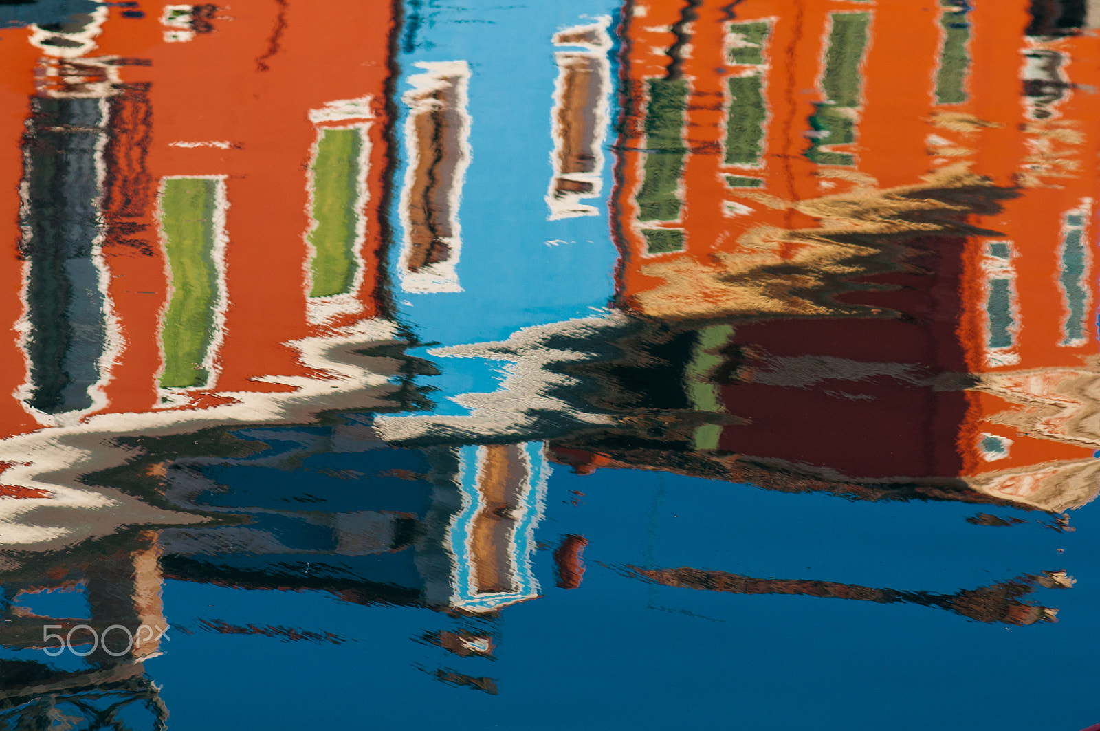 Nikon AF-Nikkor 80-200mm F2.8D ED sample photo. Burano blue and orange reflection photography