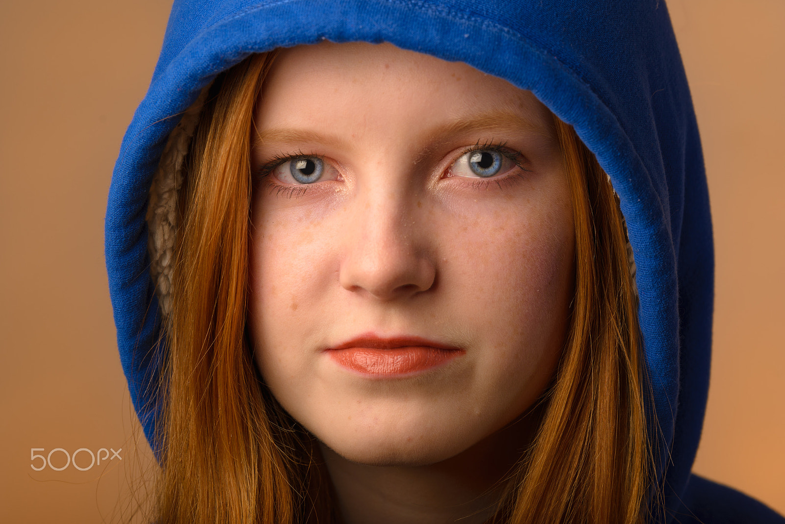 Tamron SP 70-200mm F2.8 Di VC USD sample photo. Emma (blue and orange) photography