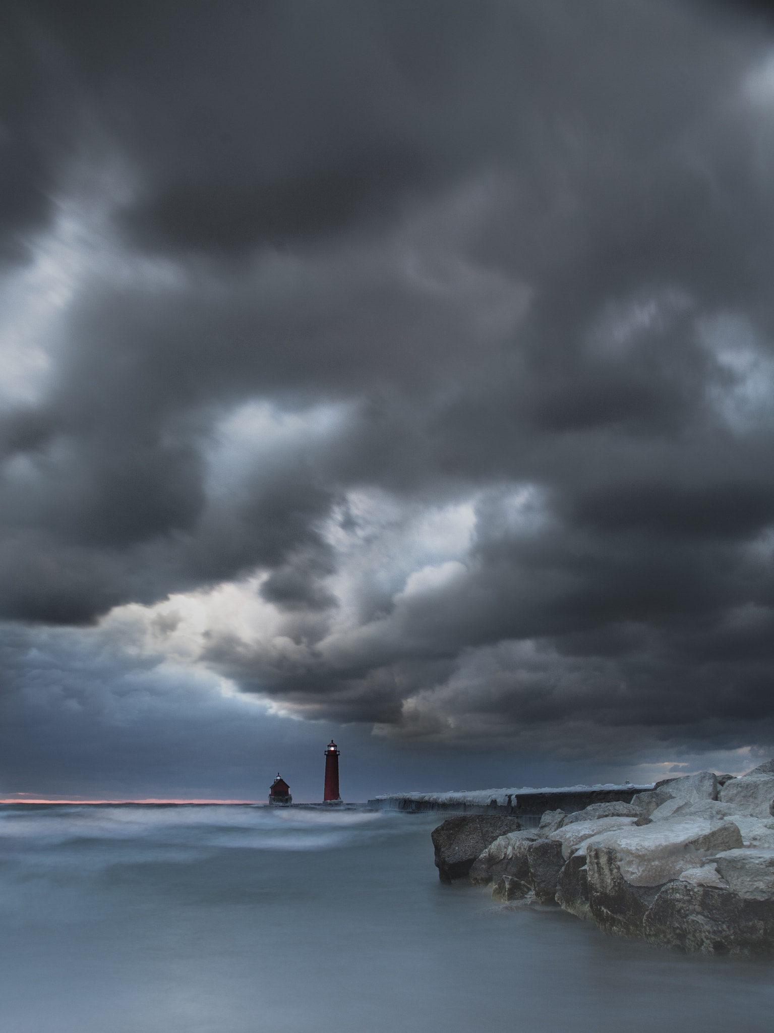 Canon EF 28-135mm F3.5-5.6 IS USM sample photo. Stormy clouds photography