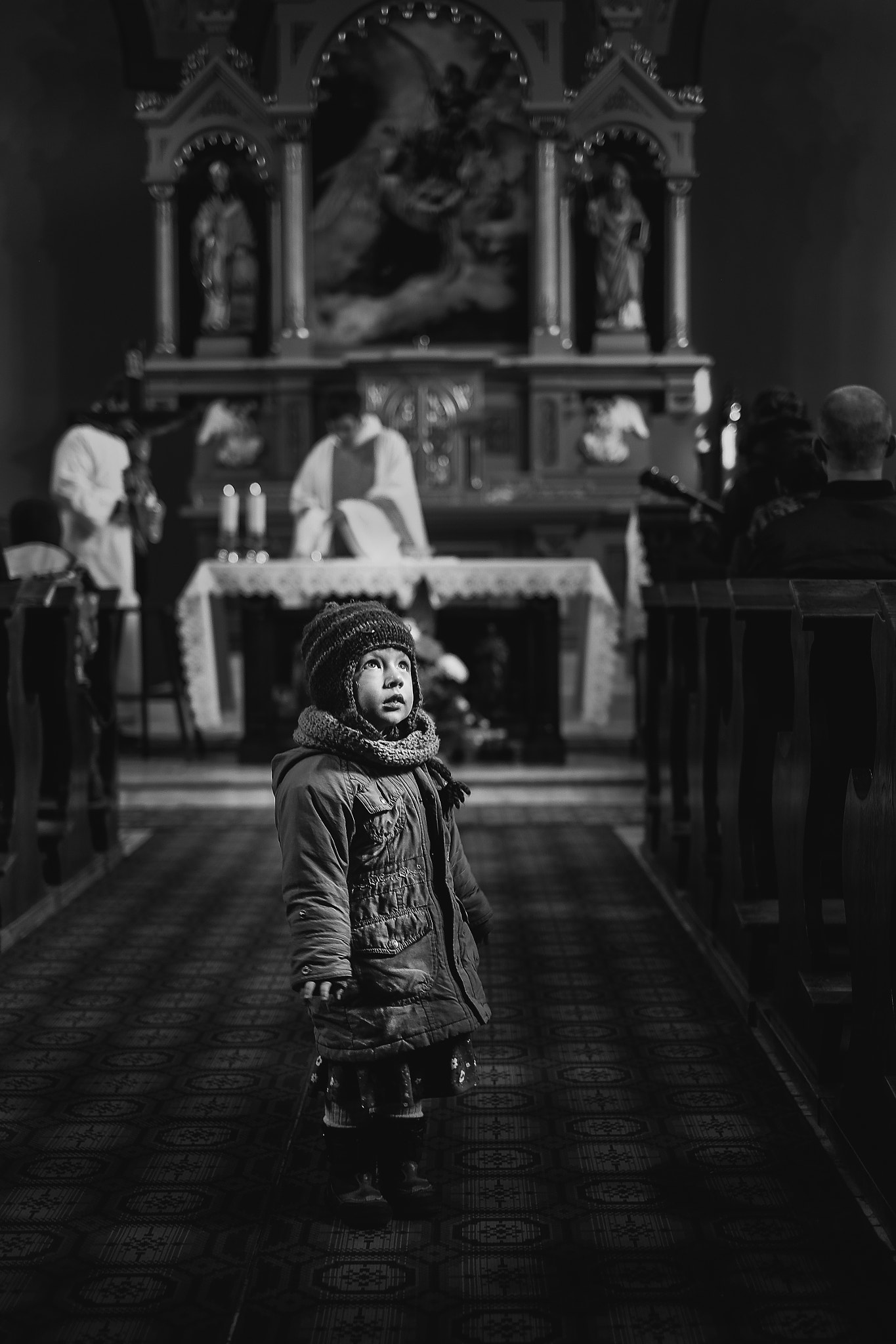 Fujifilm X-E2 + Fujifilm XF 35mm F1.4 R sample photo. In church photography