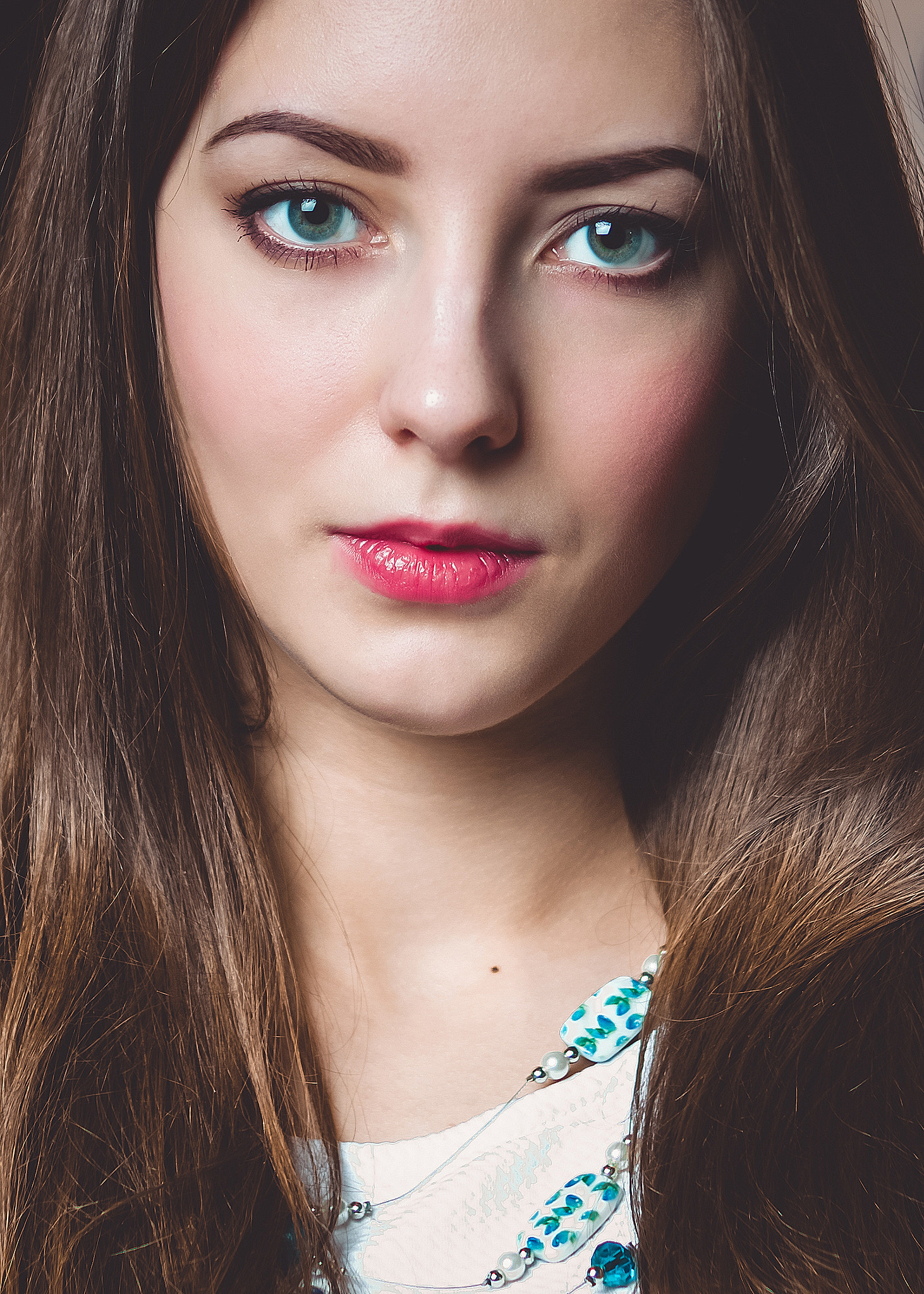 Sony DT 35mm F1.8 SAM sample photo. Emerald eyes photography