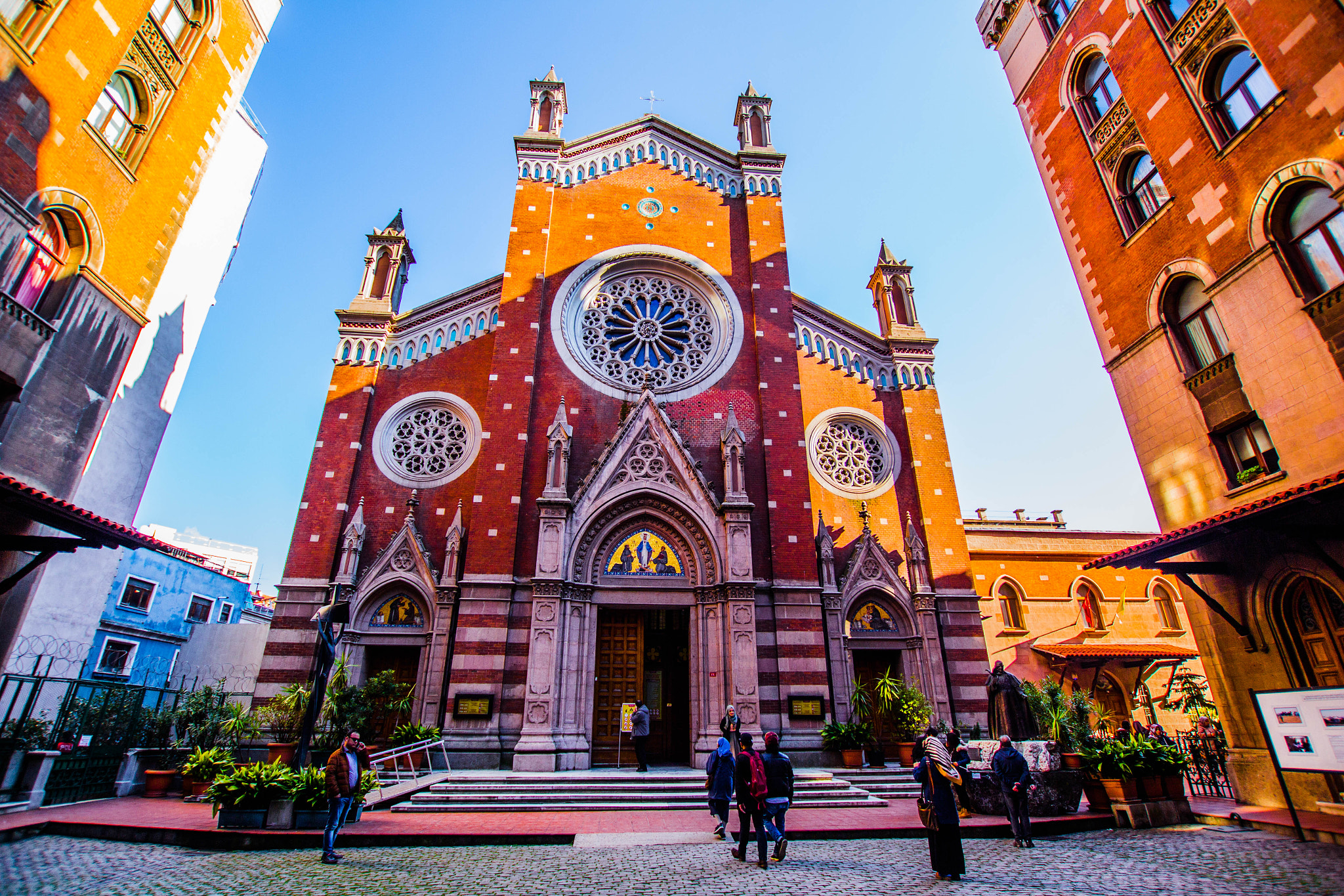 Sigma 10-20mm F3.5 EX DC HSM sample photo. St. anthony of padua church outside photography