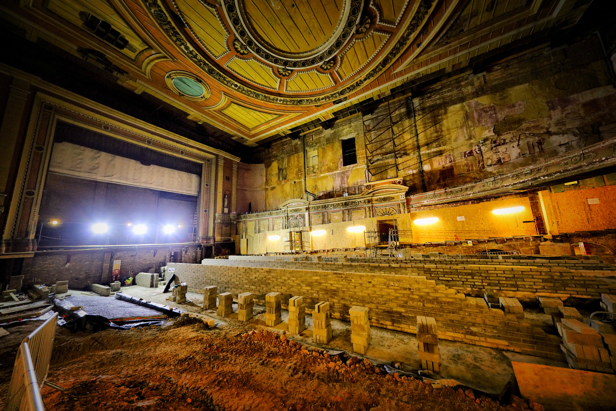 Canon EOS 5DS R + Canon EF 11-24mm F4L USM sample photo. Alexandra palace restoration photography