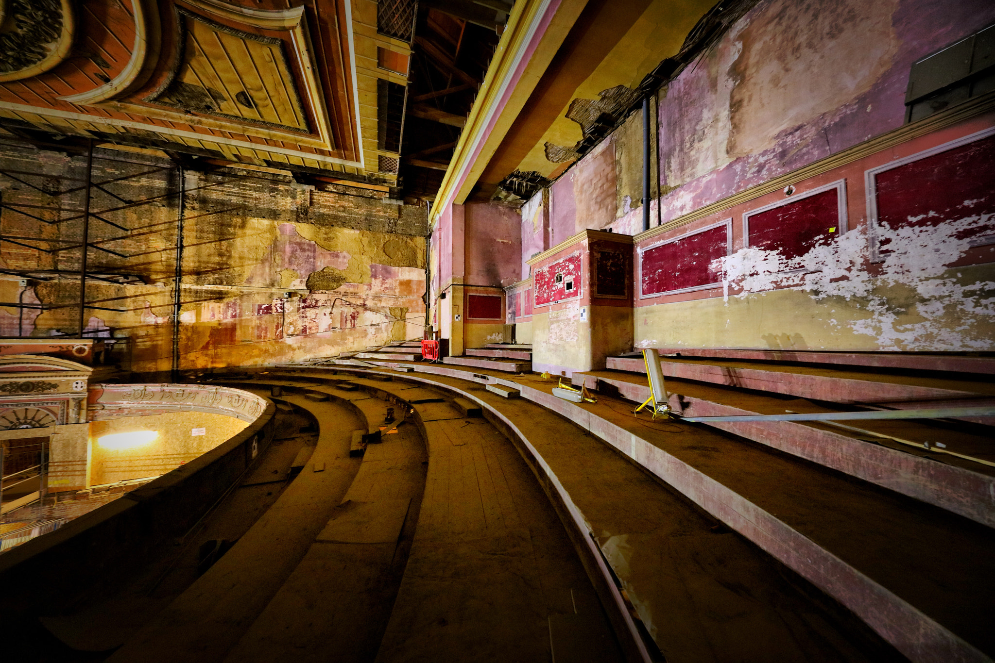 Canon EOS 5DS R + Canon EF 11-24mm F4L USM sample photo. Alexandra palace restoration photography