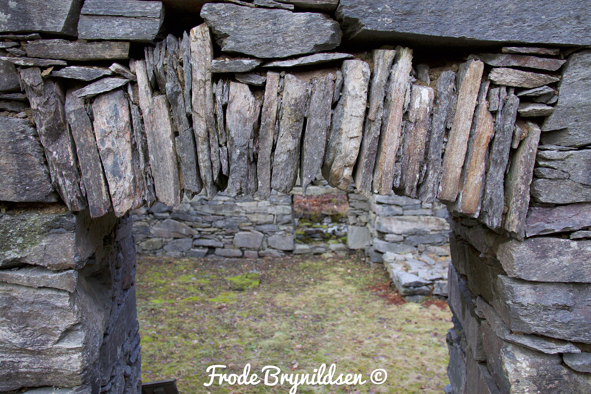 Sigma 17-70mm F2.8-4 DC Macro OS HSM sample photo. Old ruins. beutiful :-) photography