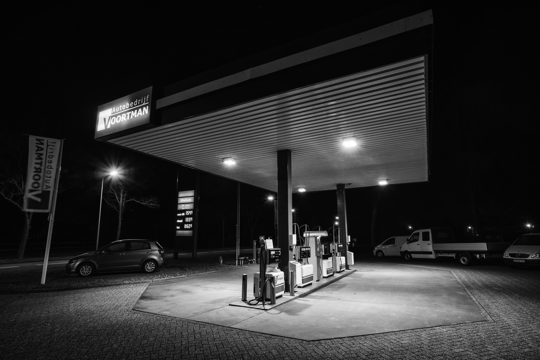 ZEISS Touit 12mm F2.8 sample photo. Gas station, daarle, the netherlands photography