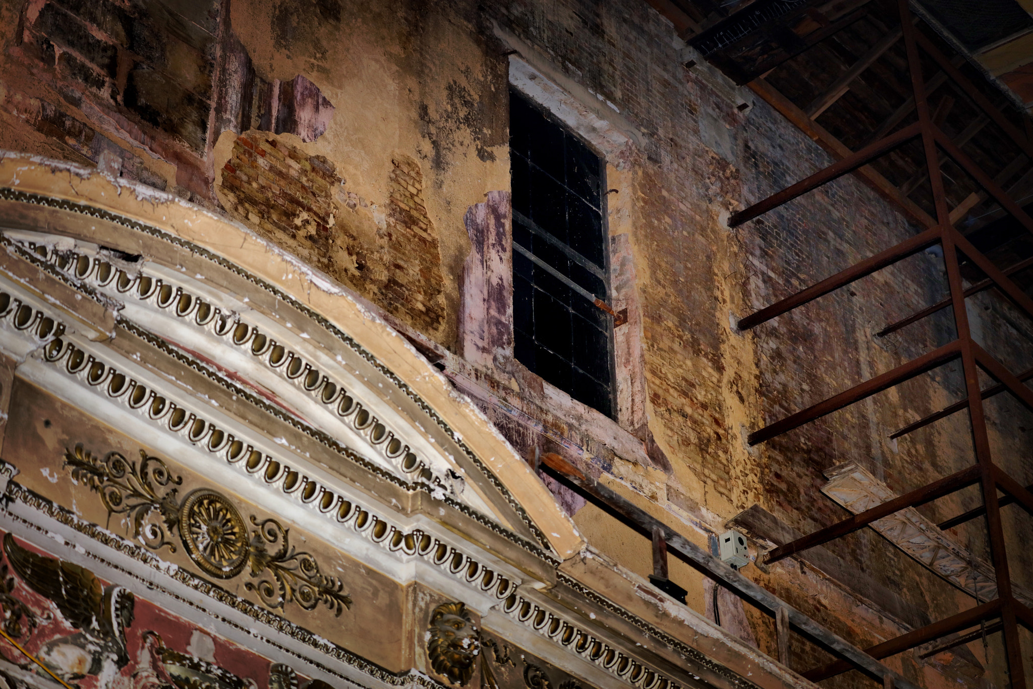 Canon EF 70-300mm F4-5.6L IS USM sample photo. Alexandra palace restoration photography