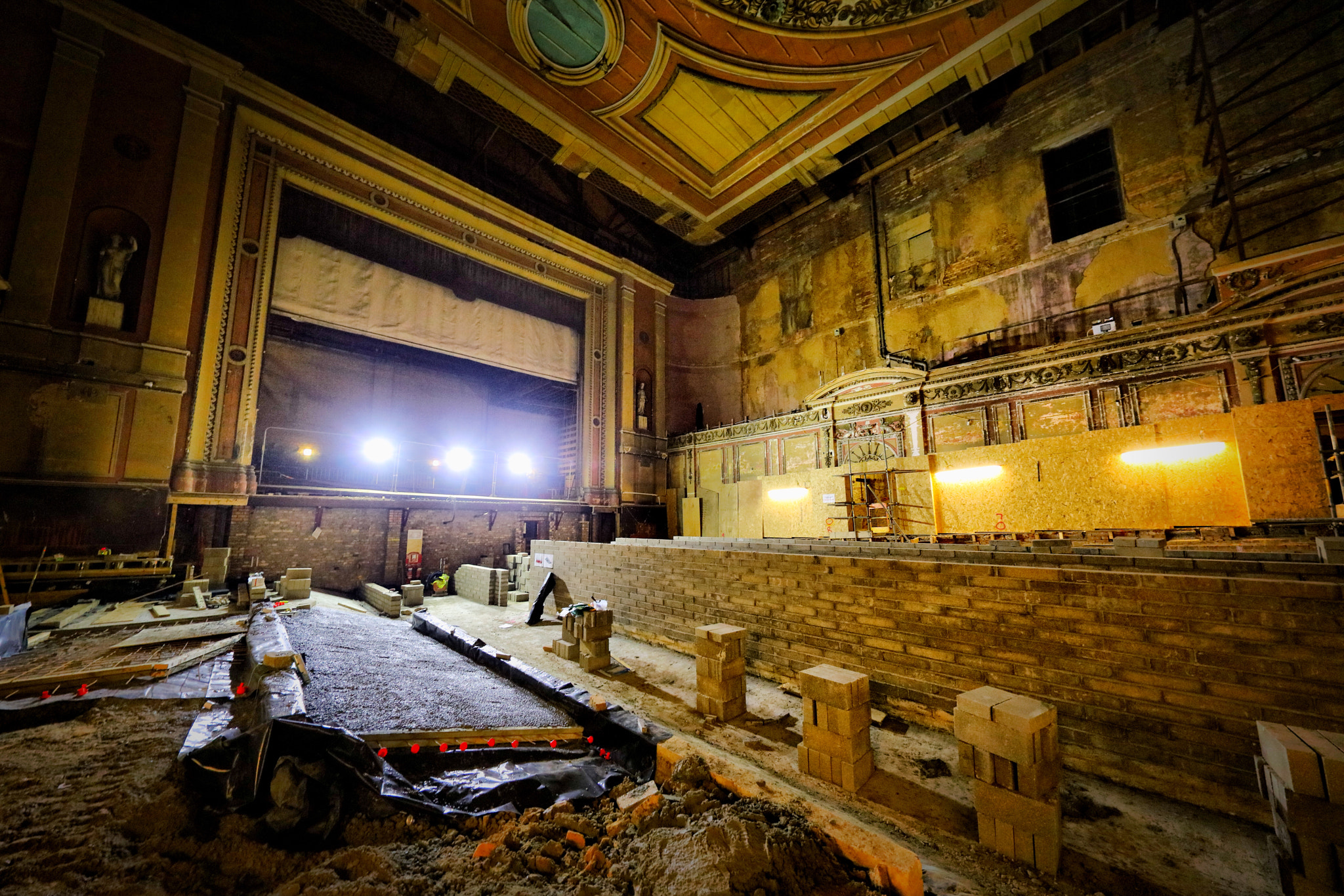 Canon EOS 5DS R + Canon EF 11-24mm F4L USM sample photo. Alexandra palace restoration photography