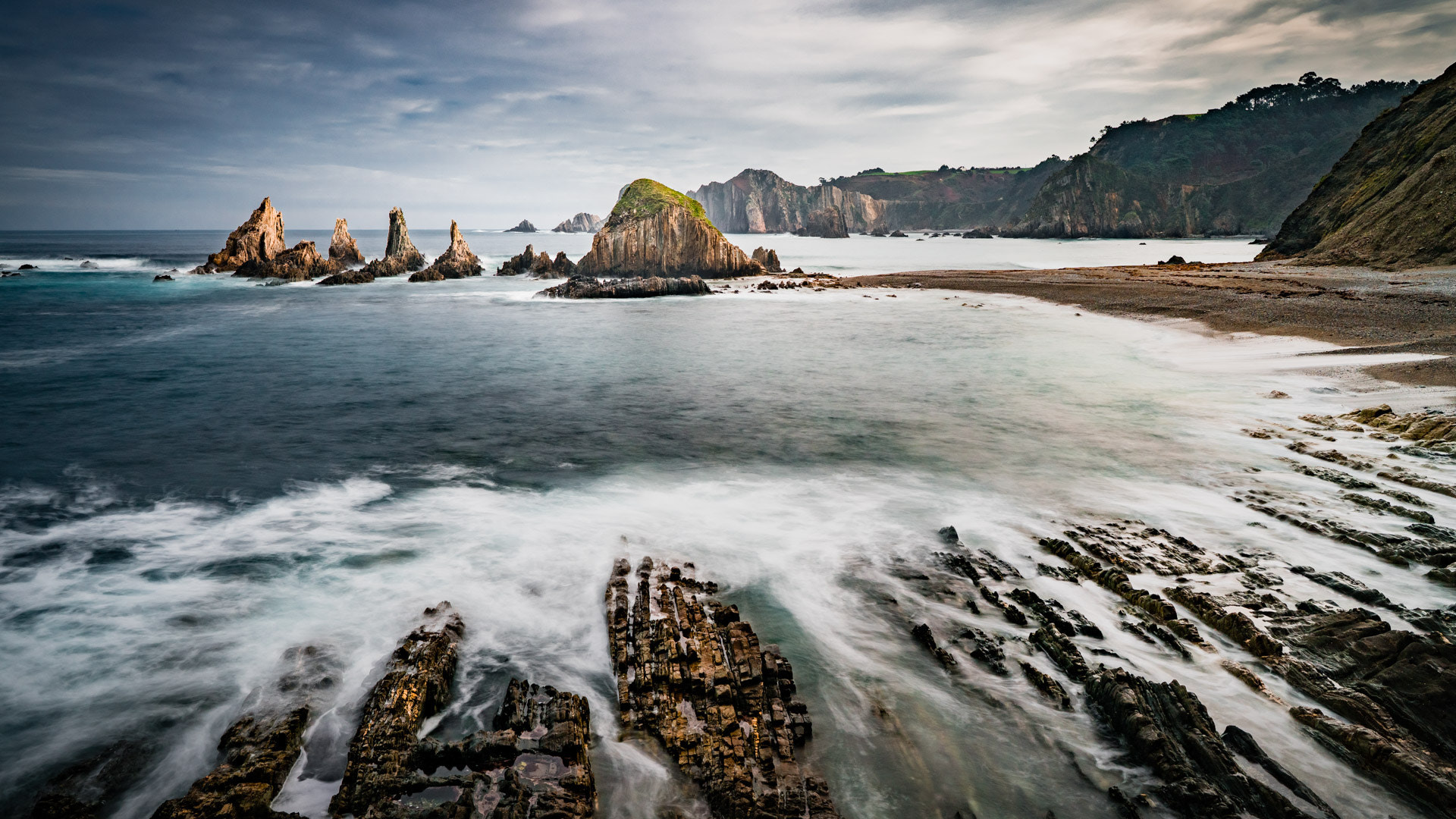 Sony a7R II + ZEISS Batis 25mm F2 sample photo. Asturias coast photography