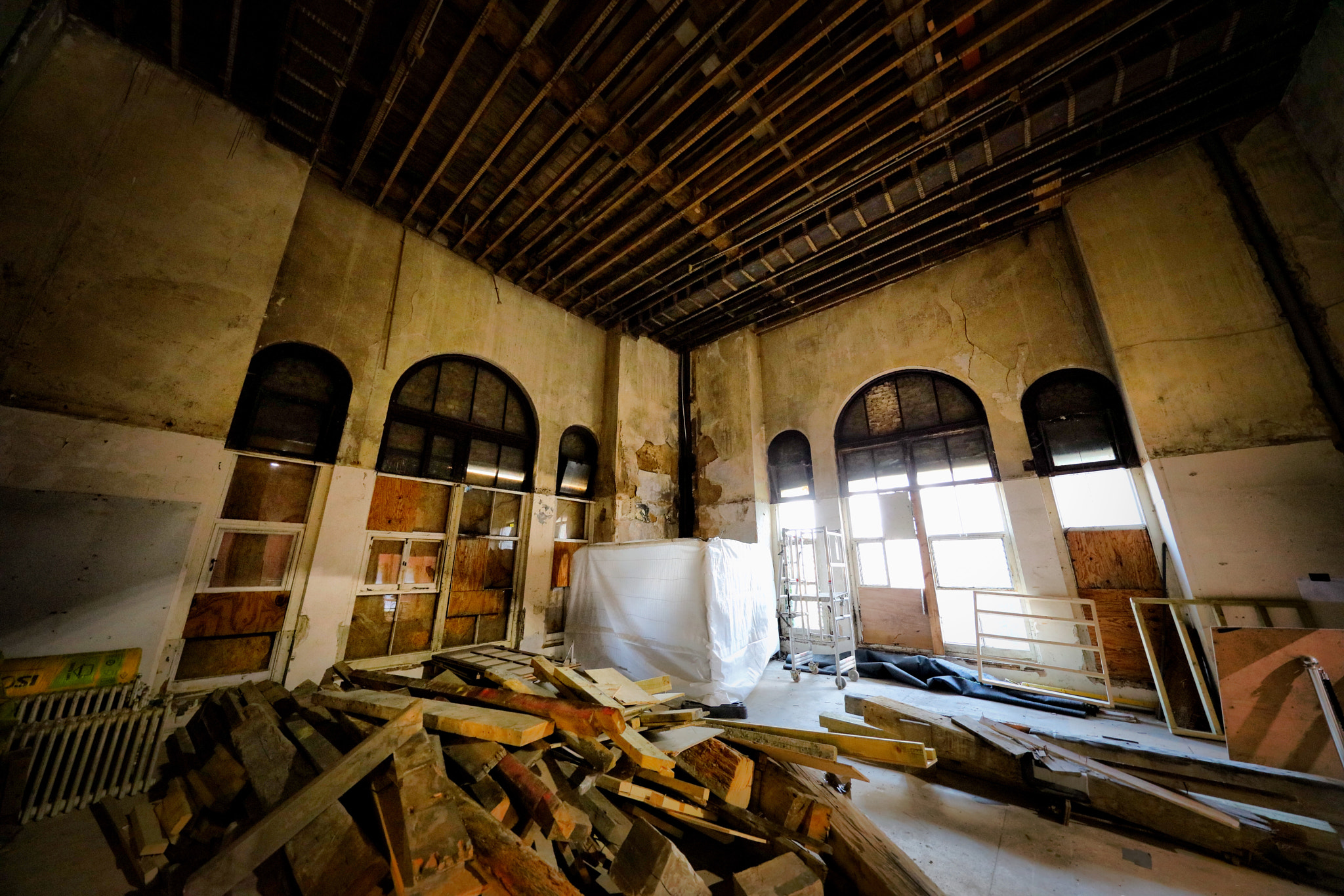 Canon EOS 5DS R + Canon EF 11-24mm F4L USM sample photo. Alexandra palace restoration photography